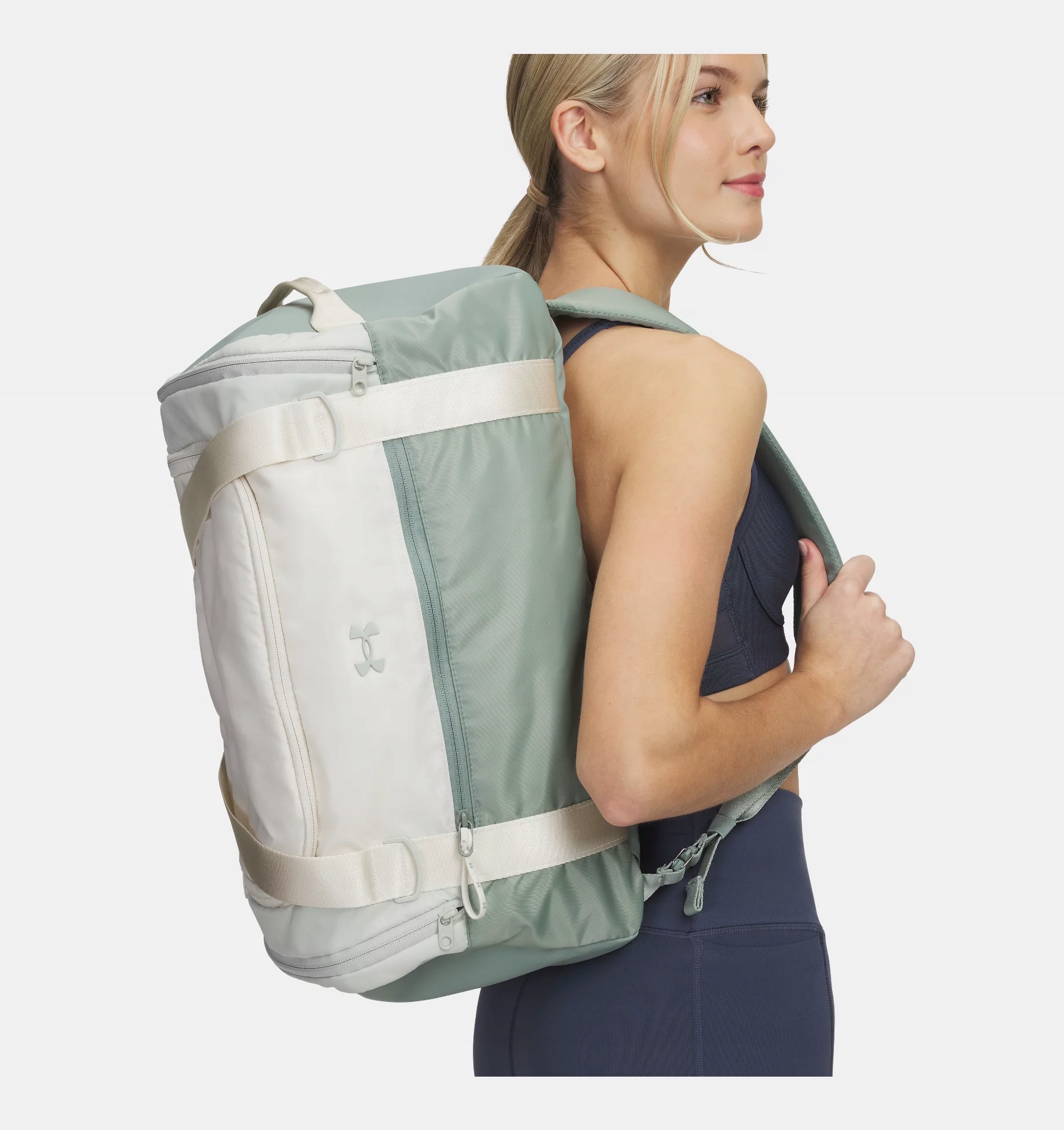 Sportovní Taška A Batoh 2 V 1 S Funkcí Batohu Under Armour