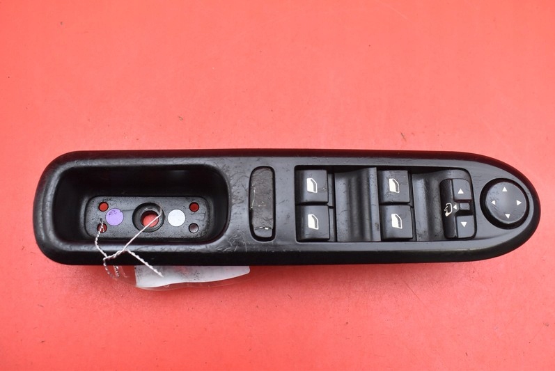control panel of the window EU 96468704XT PEUGEOT 407 04-10