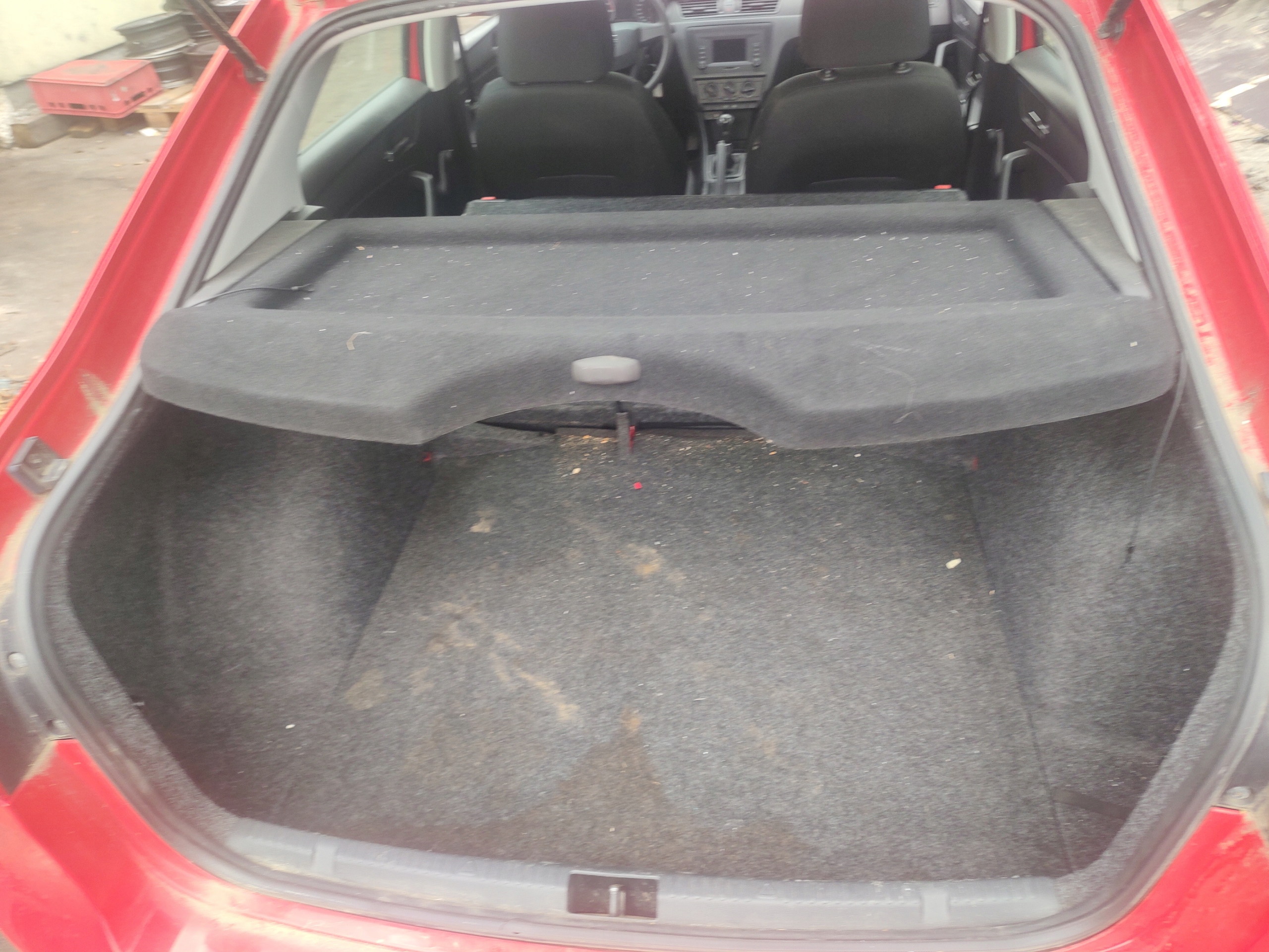 seat Toledo IV полка багажника 2016