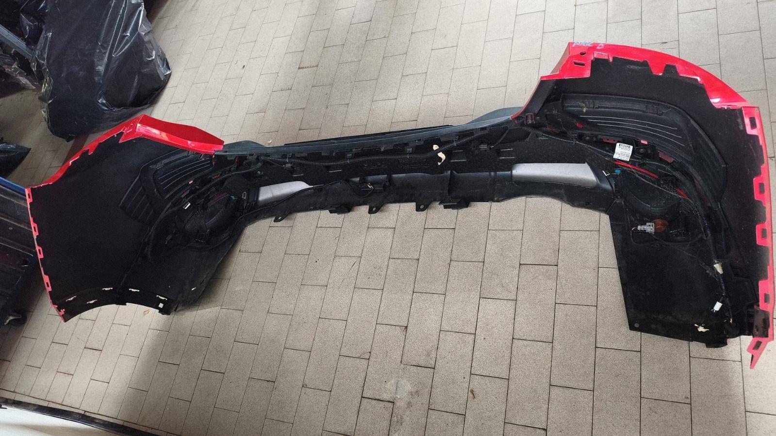 bumper complete rear rear part Renault Arkana TENNP 6xPDC