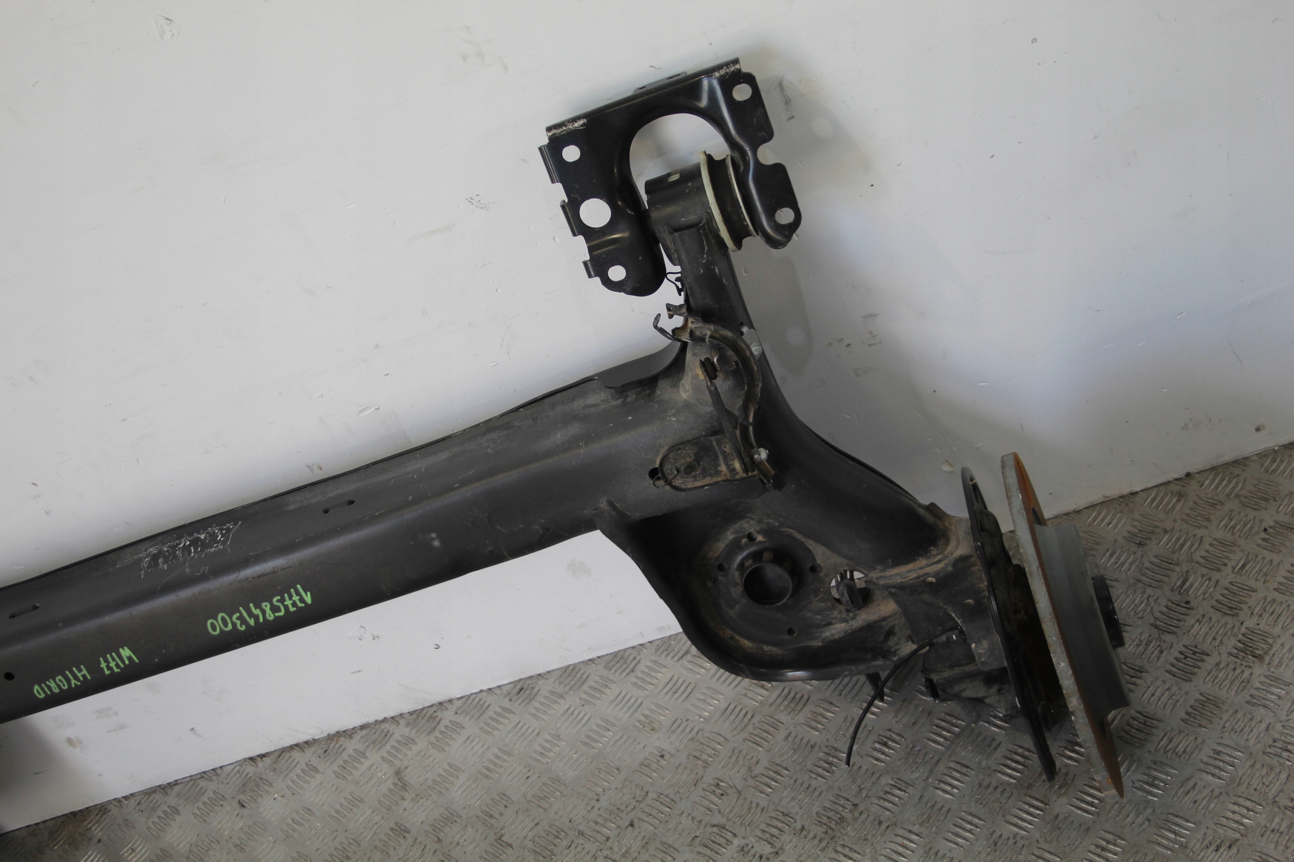 axis suspension beam rear part A-class W177 A1775841300