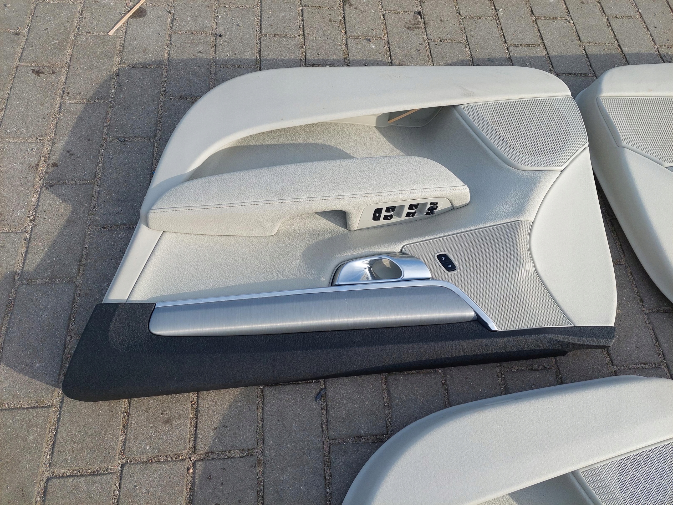 side door front front right VOLVO S90 II sedan