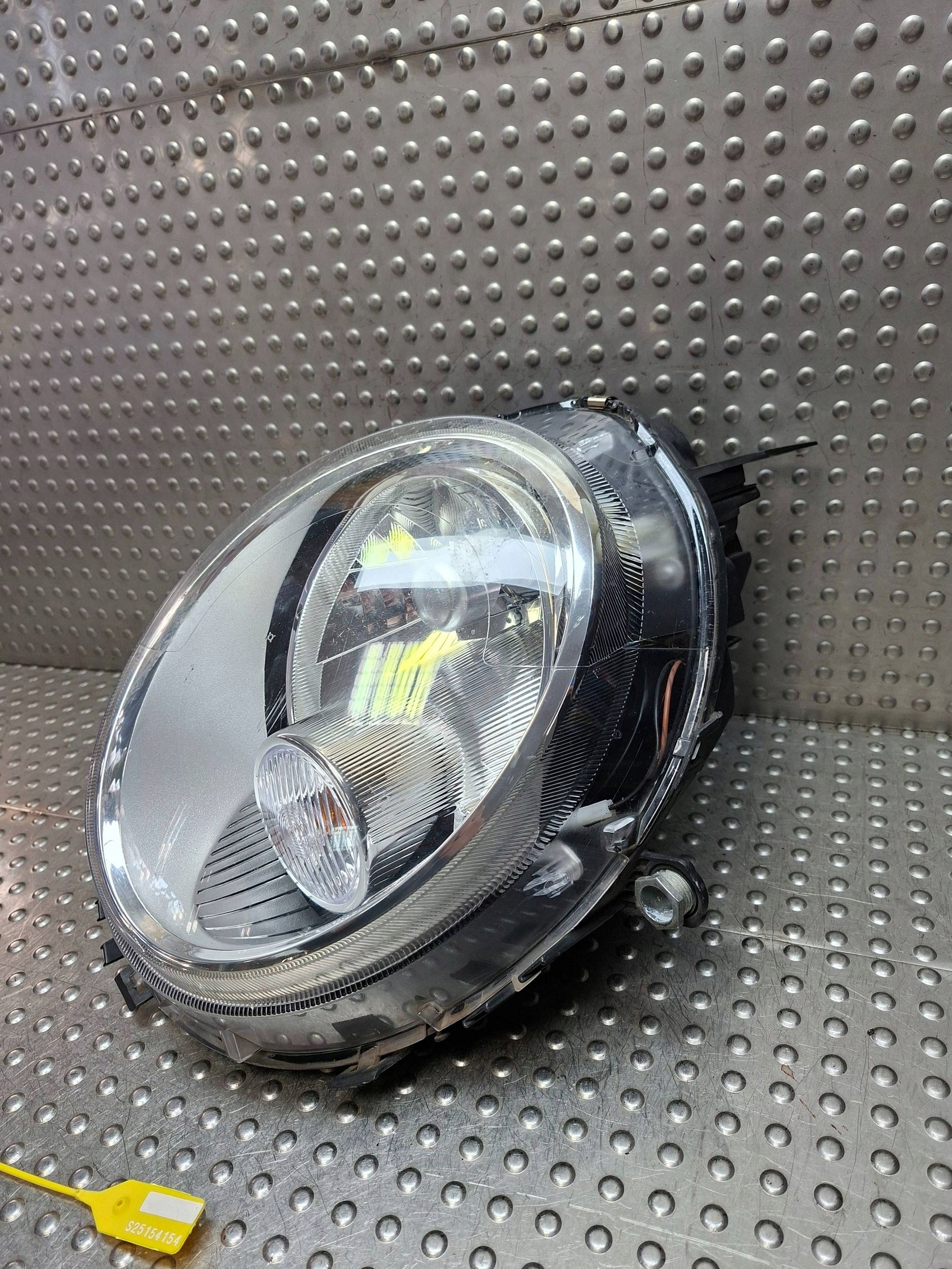 light front left MINI COOPER R56 06- EU TYC