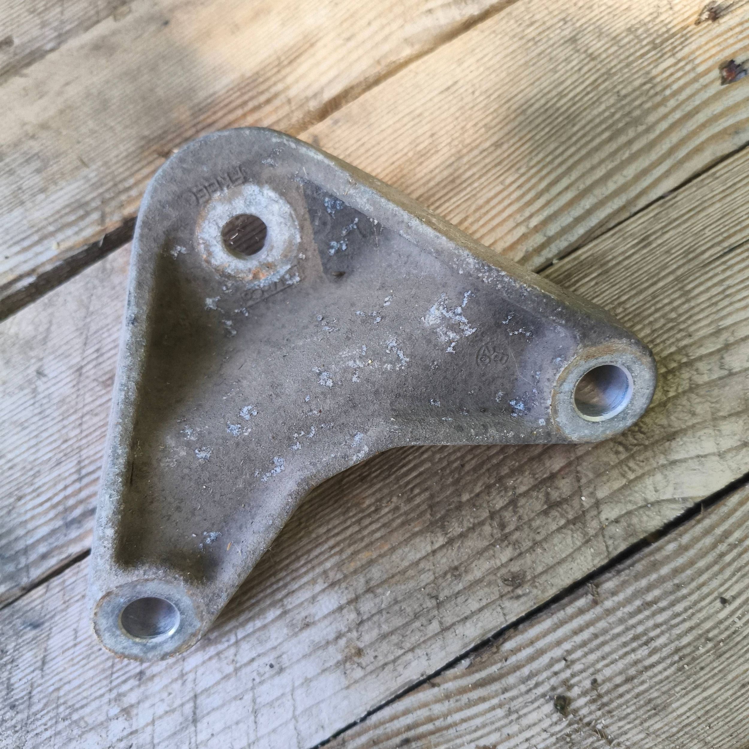 Halter dyfra heck Stütze belki Ford Kuga MK2 4x4 II 2014