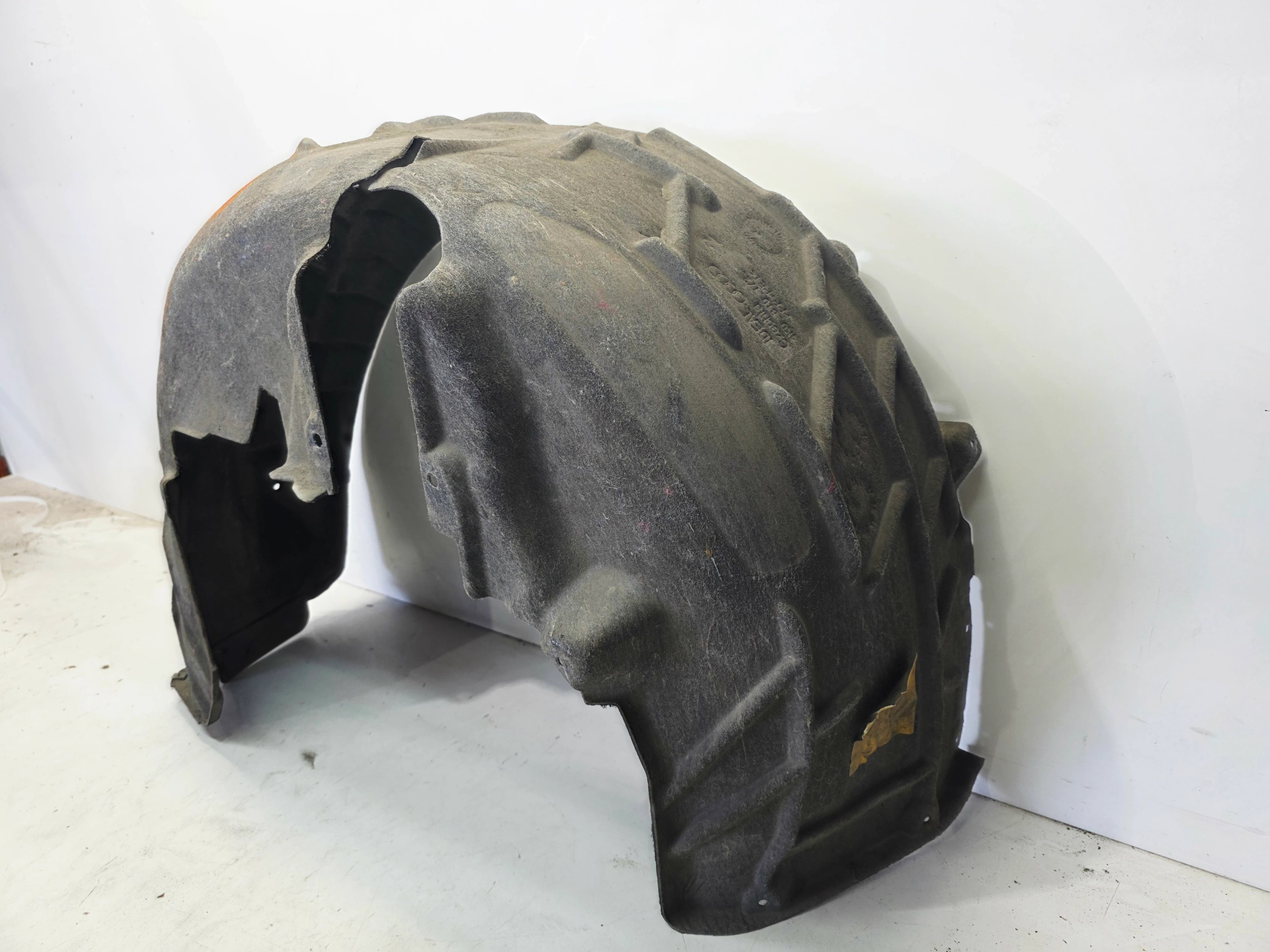 mudguard MATERIAOWE right rear part AUDI A6 C8 4K0810172F