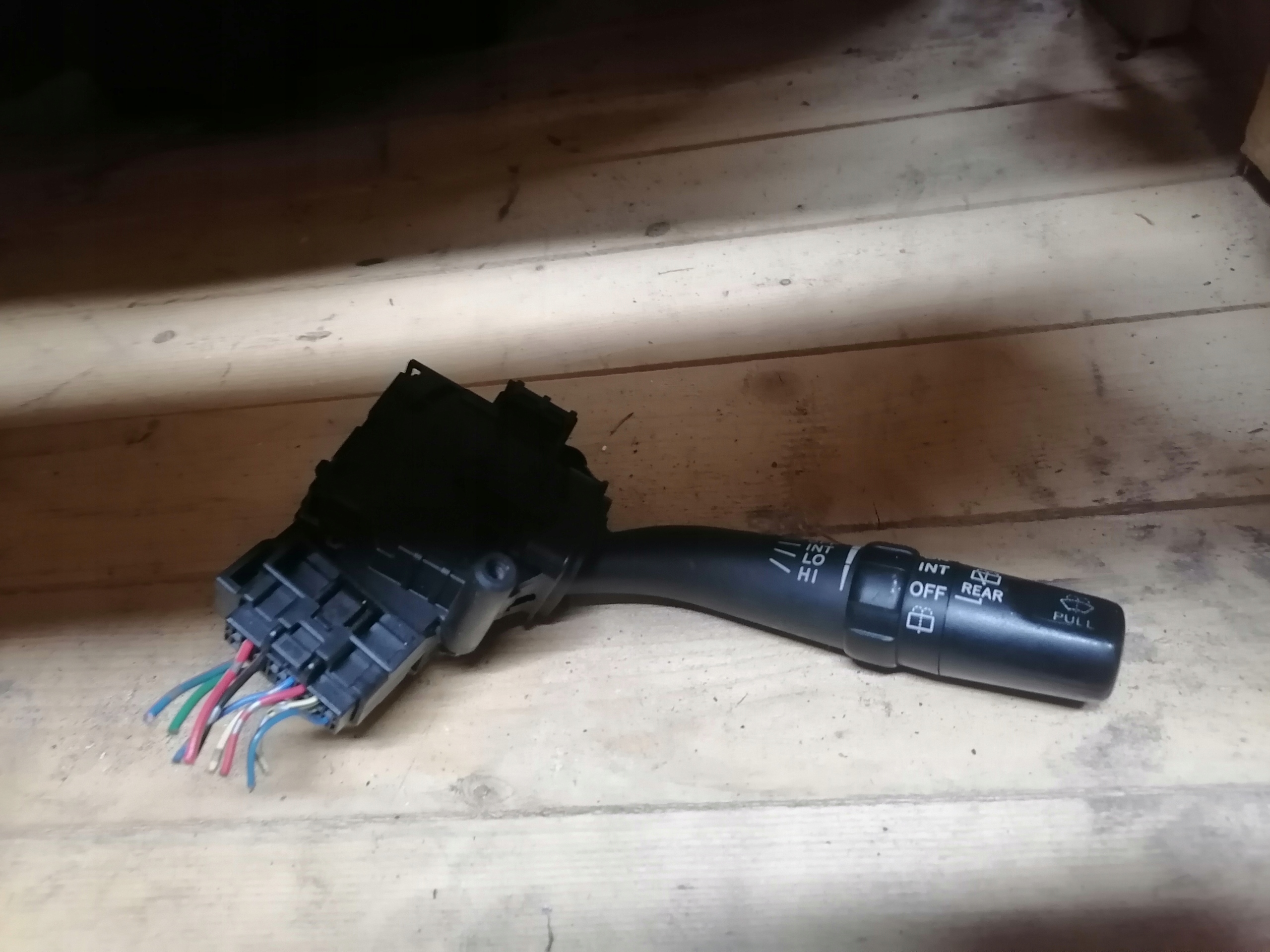 AVENSIS II T25 wiper control 84652-05150