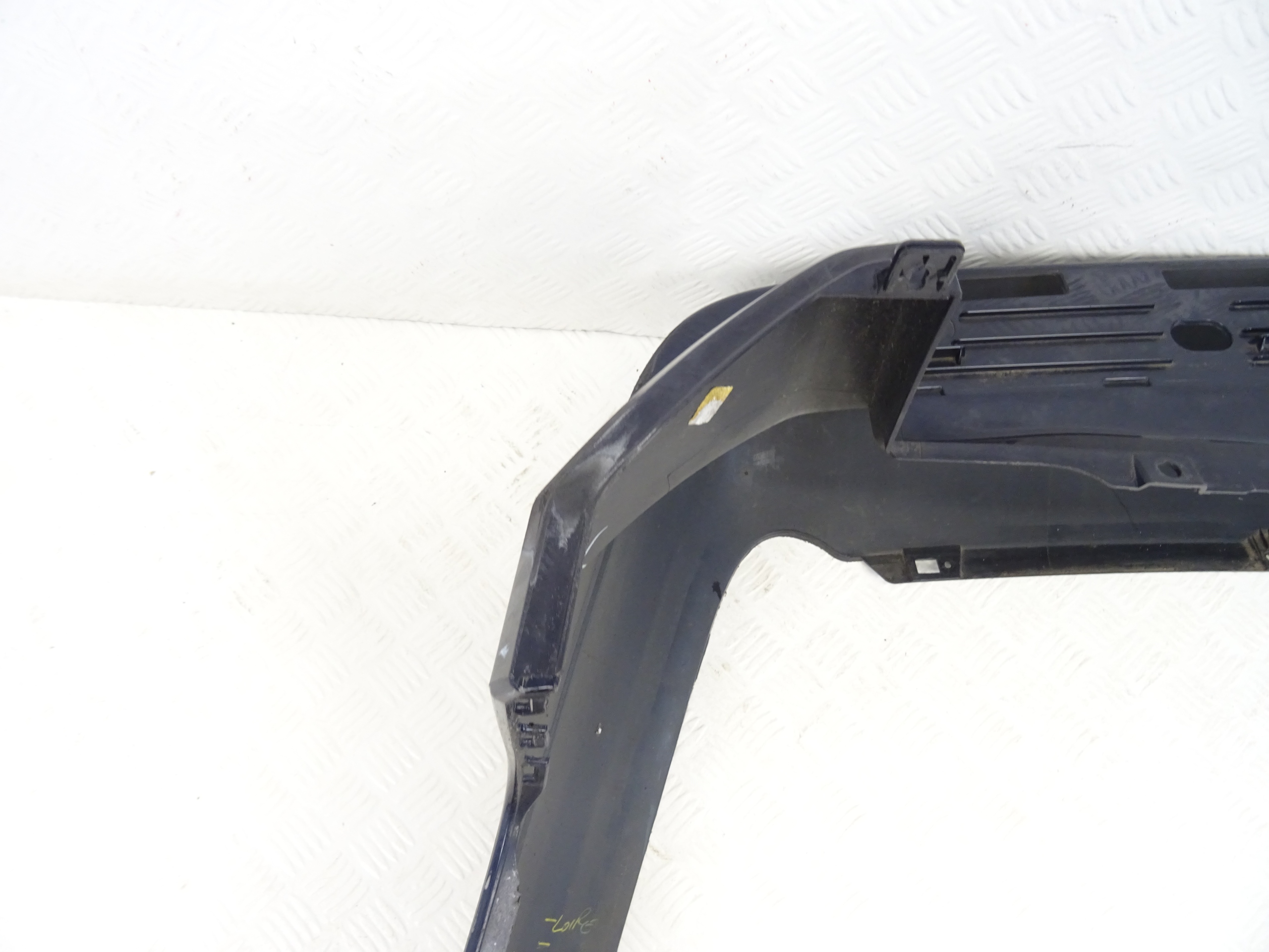 Land Rover Discovery IV 4 bumper rear part rear