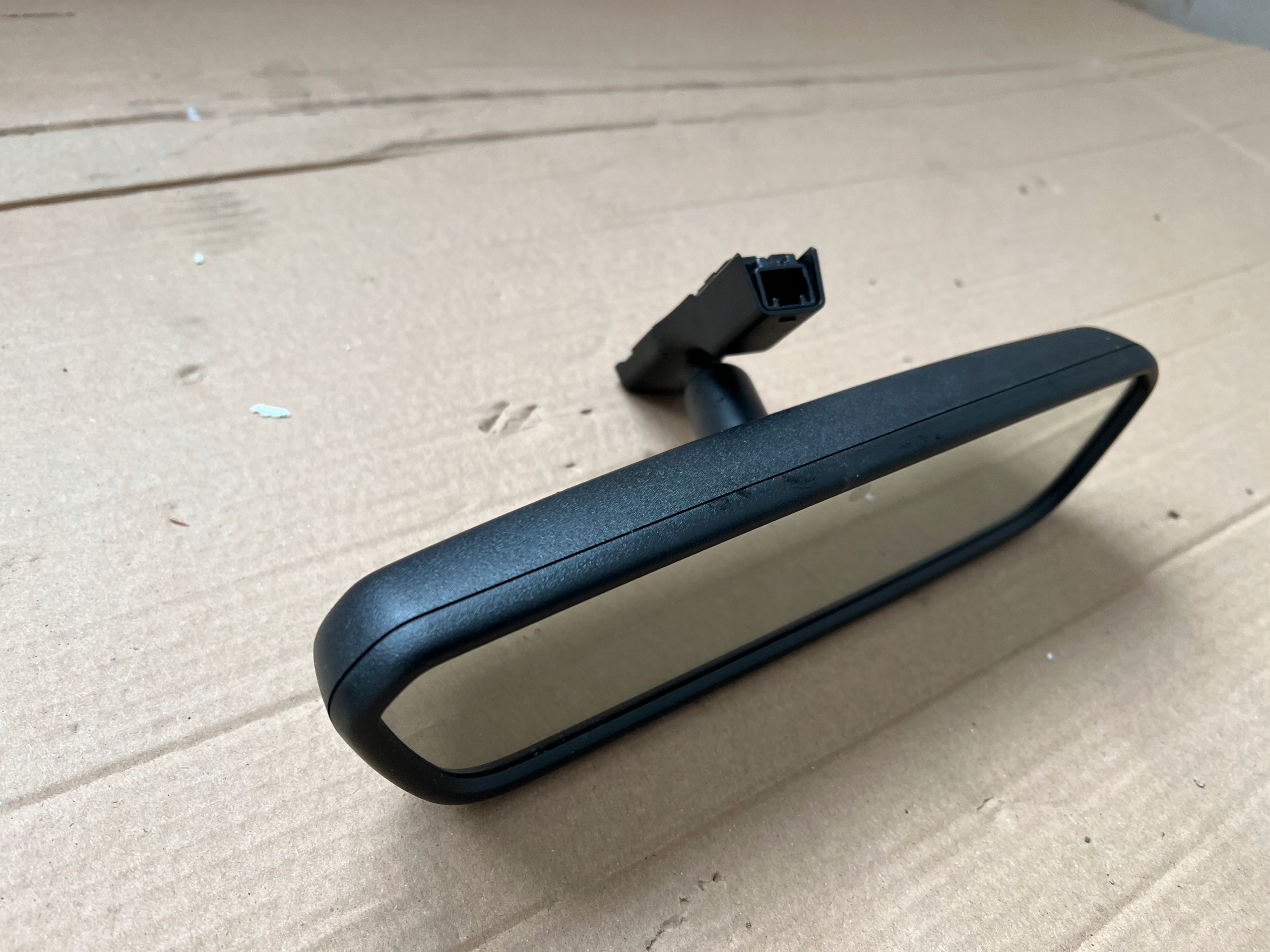 85101-020004X 905-4828 - HYUNDAI KONA внутрішнє дзеркало Фотохромне оригінальне