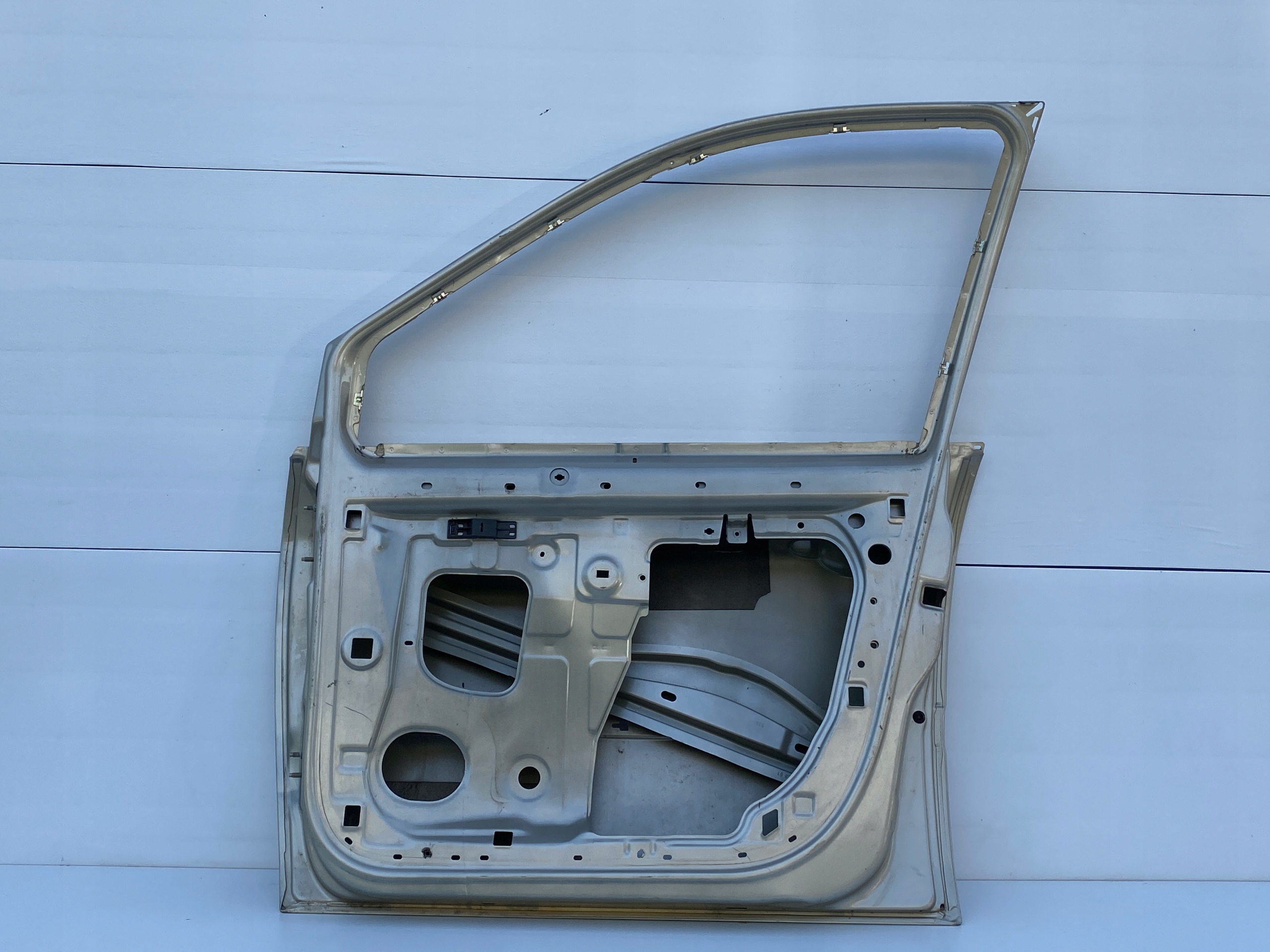 renault SCENIC II дверь правая передняя 2003-2009