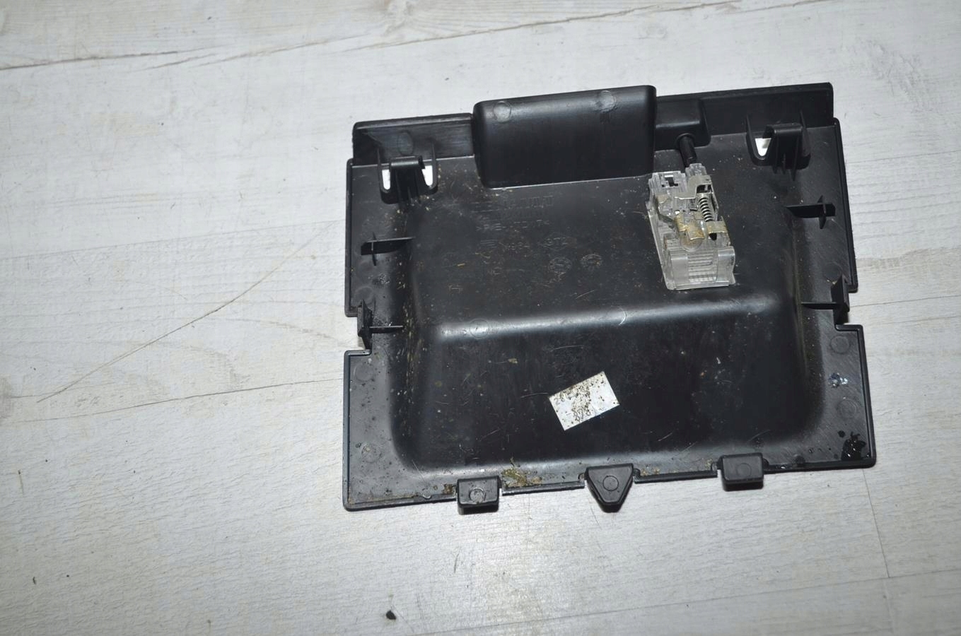 plastic cover consoles Dacia Duster II 18r