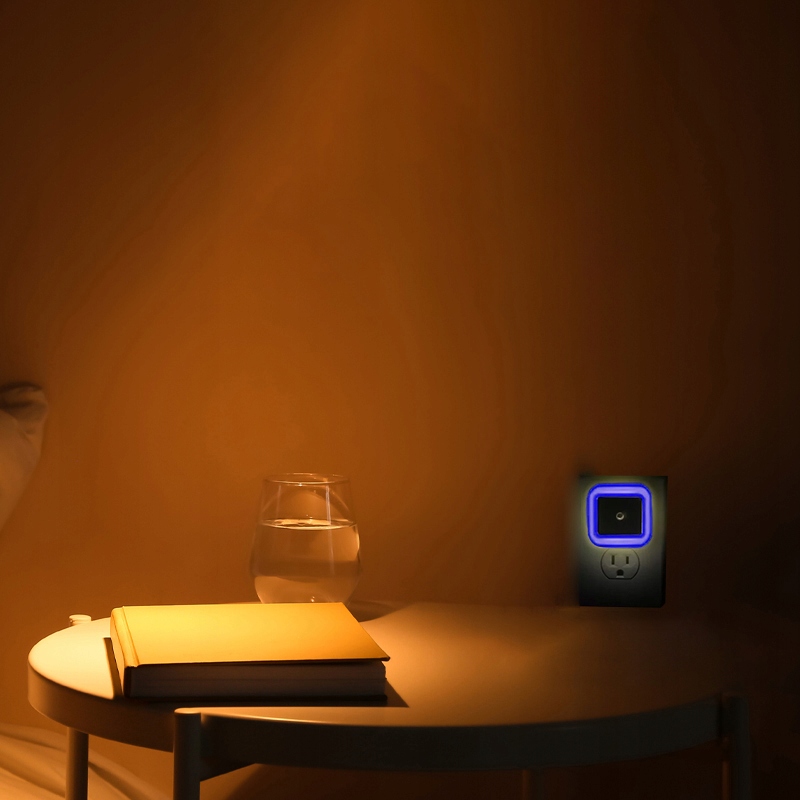 LAMPKA LED CZUJNIK ZMIERZCHU NOCNA DO KONTAKTU Waga produktu z opakowaniem jednostkowym 1 kg