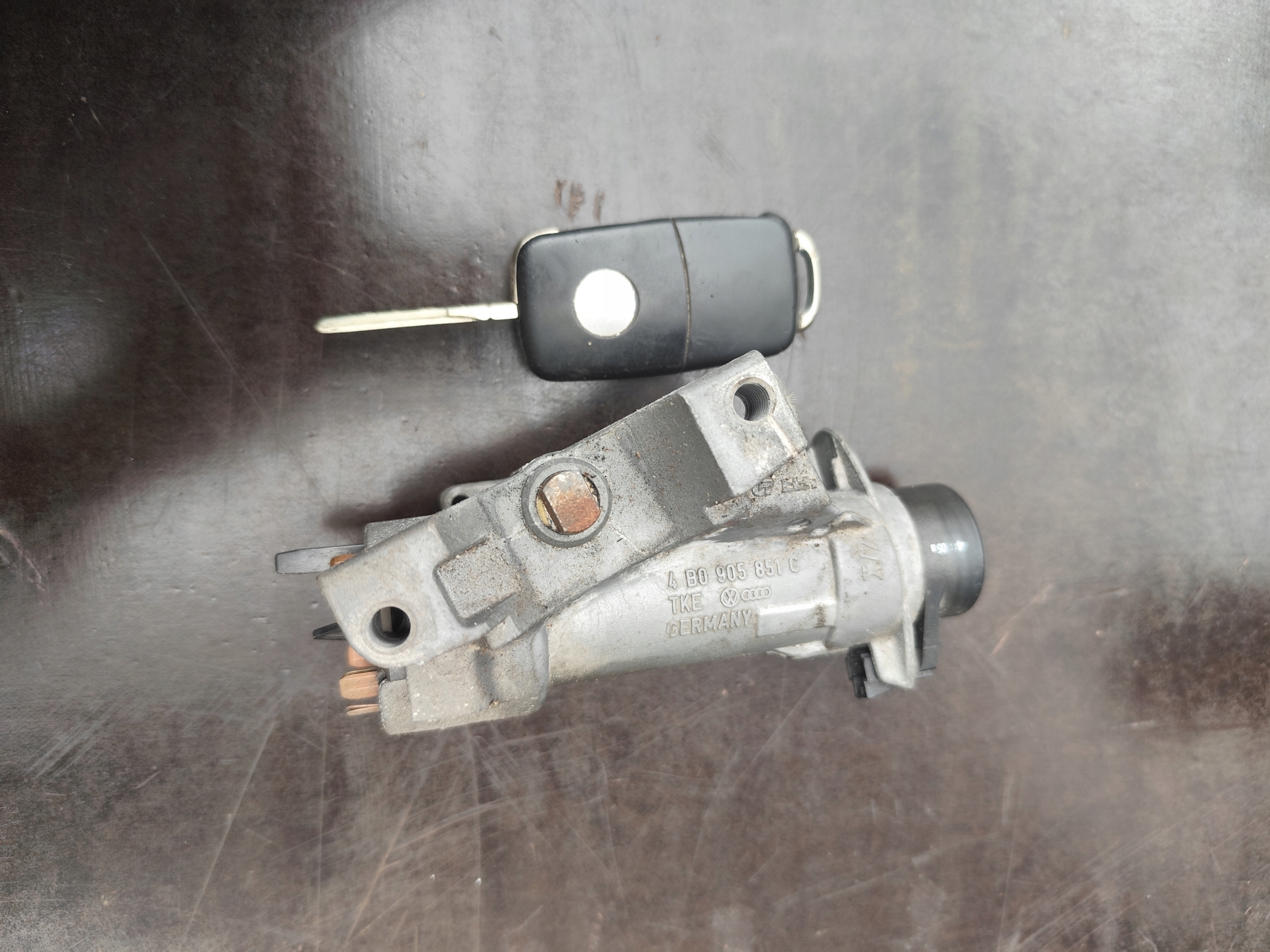 VW T5 2.5 TDI ignition + 1 key