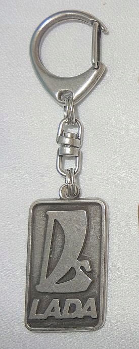 Łada Lada brelok zawieszka wisiorek metalowy stare srebro