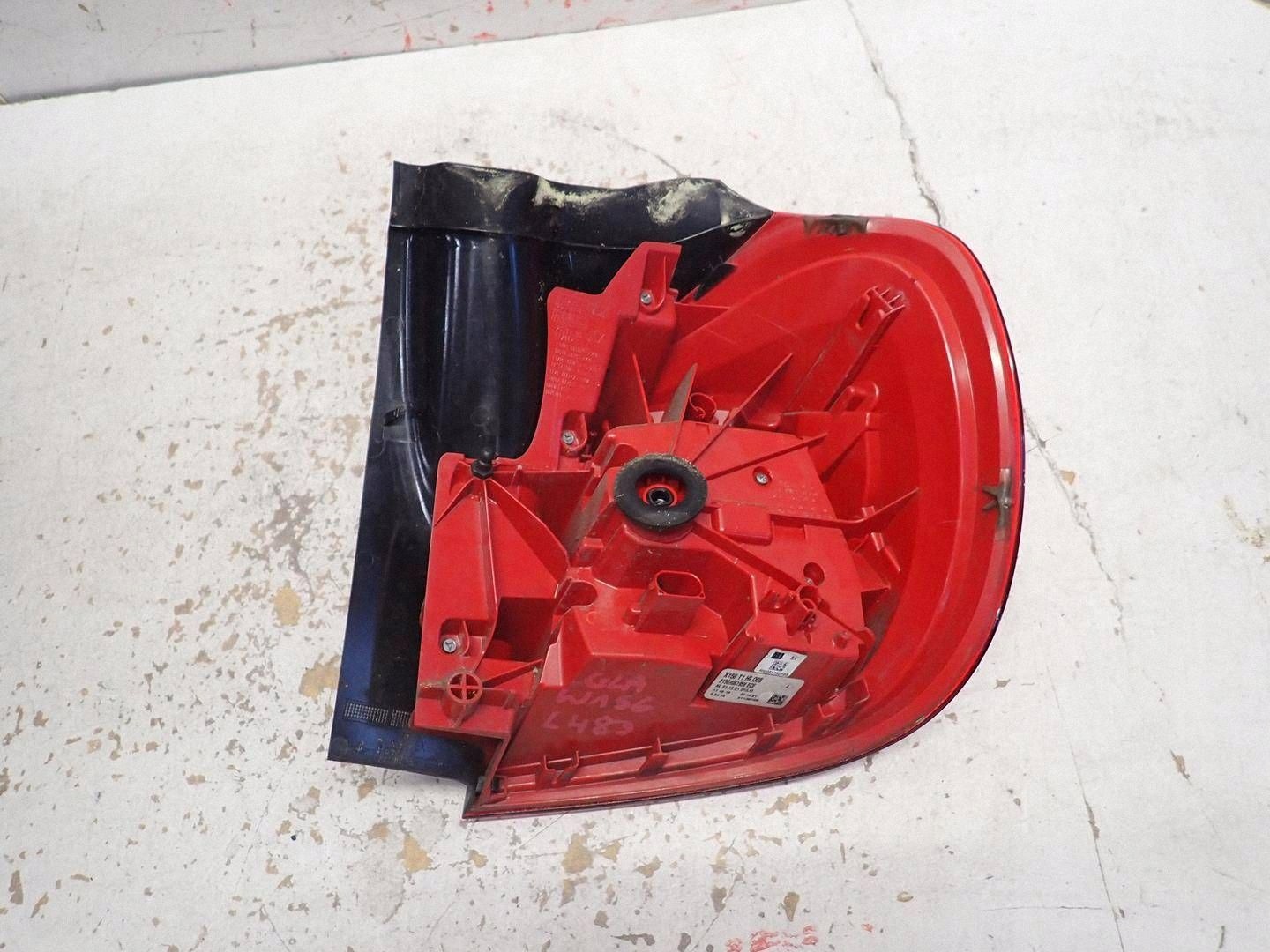 light rear part rear left MERCEDES GLA W156 A1569061958