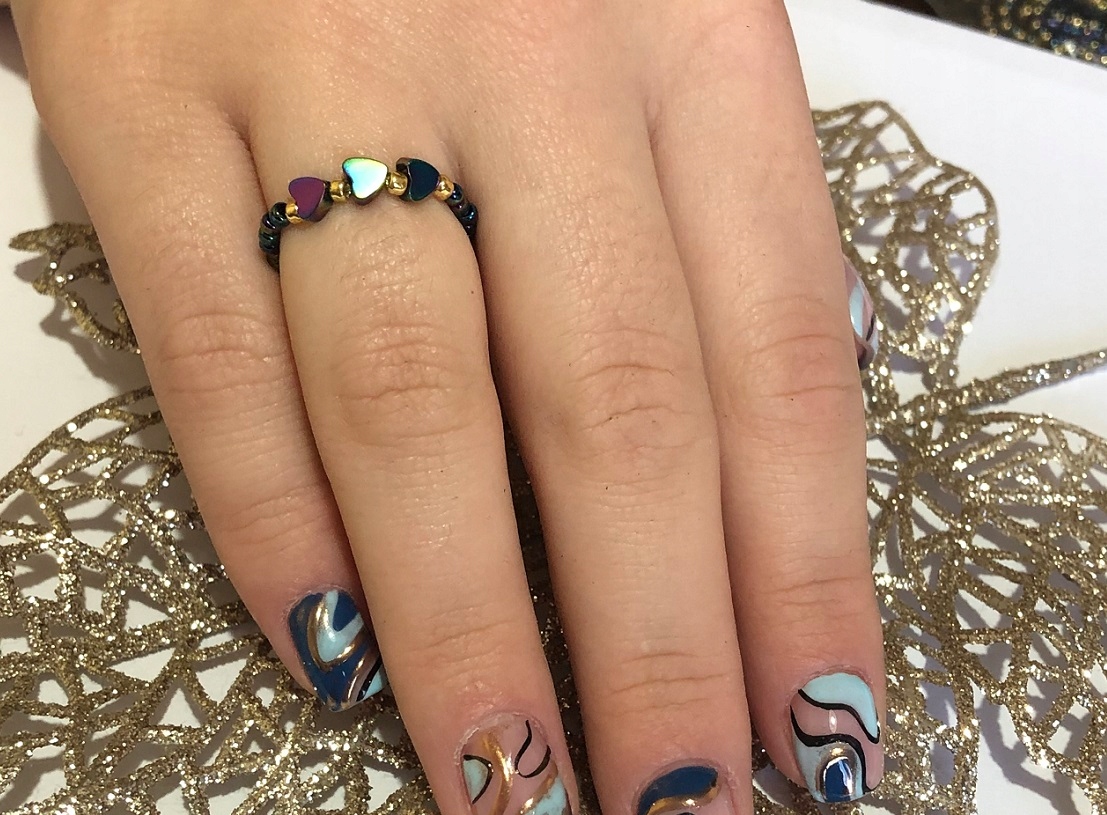 PIERŚCIONEK NA GUMCE SERCA HEMATYT MULTIKOLOR Marka Inna marka