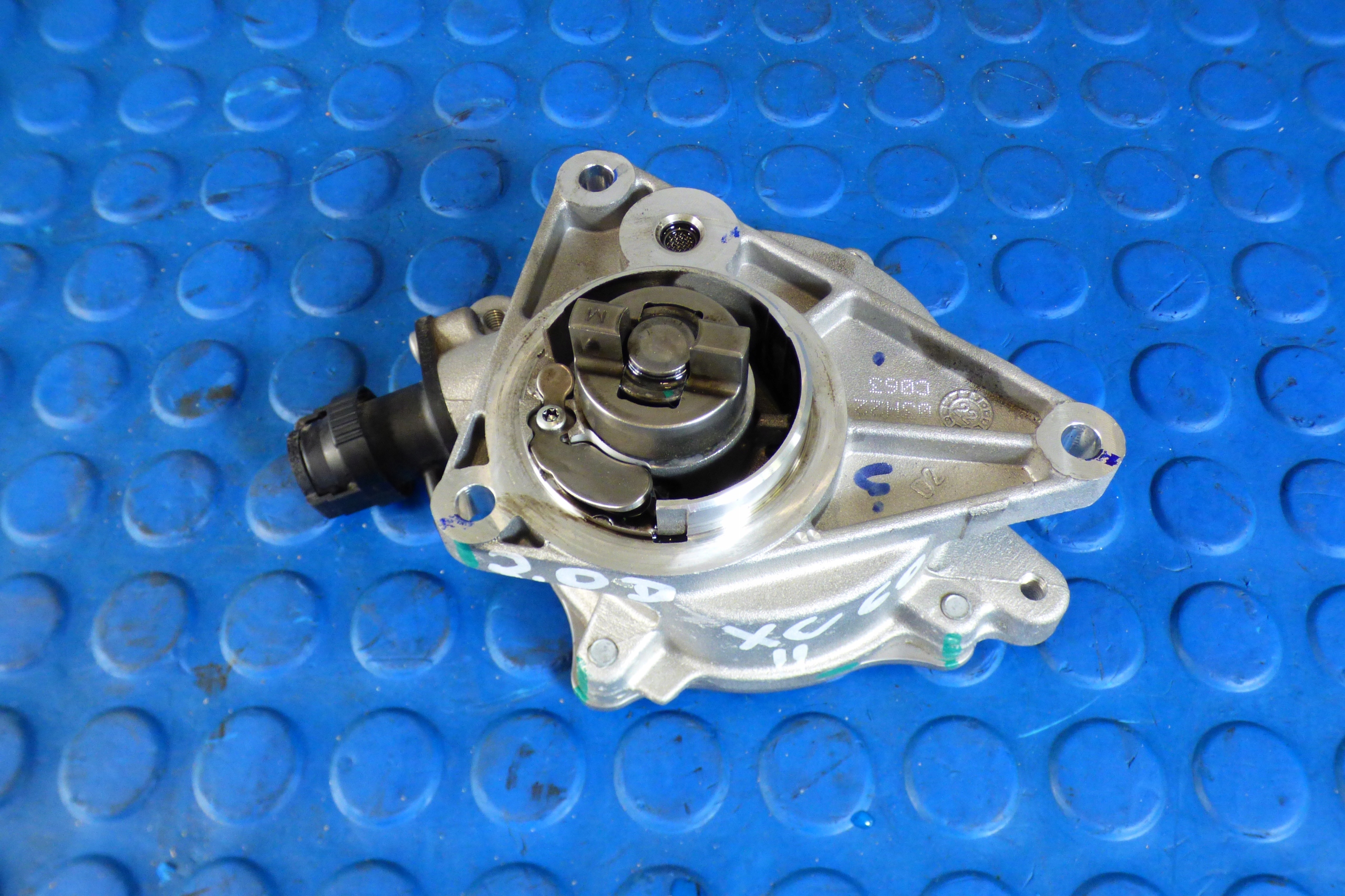 Pompa vacum 31430647 st.BDB VOLVO XC60 II 2.0D