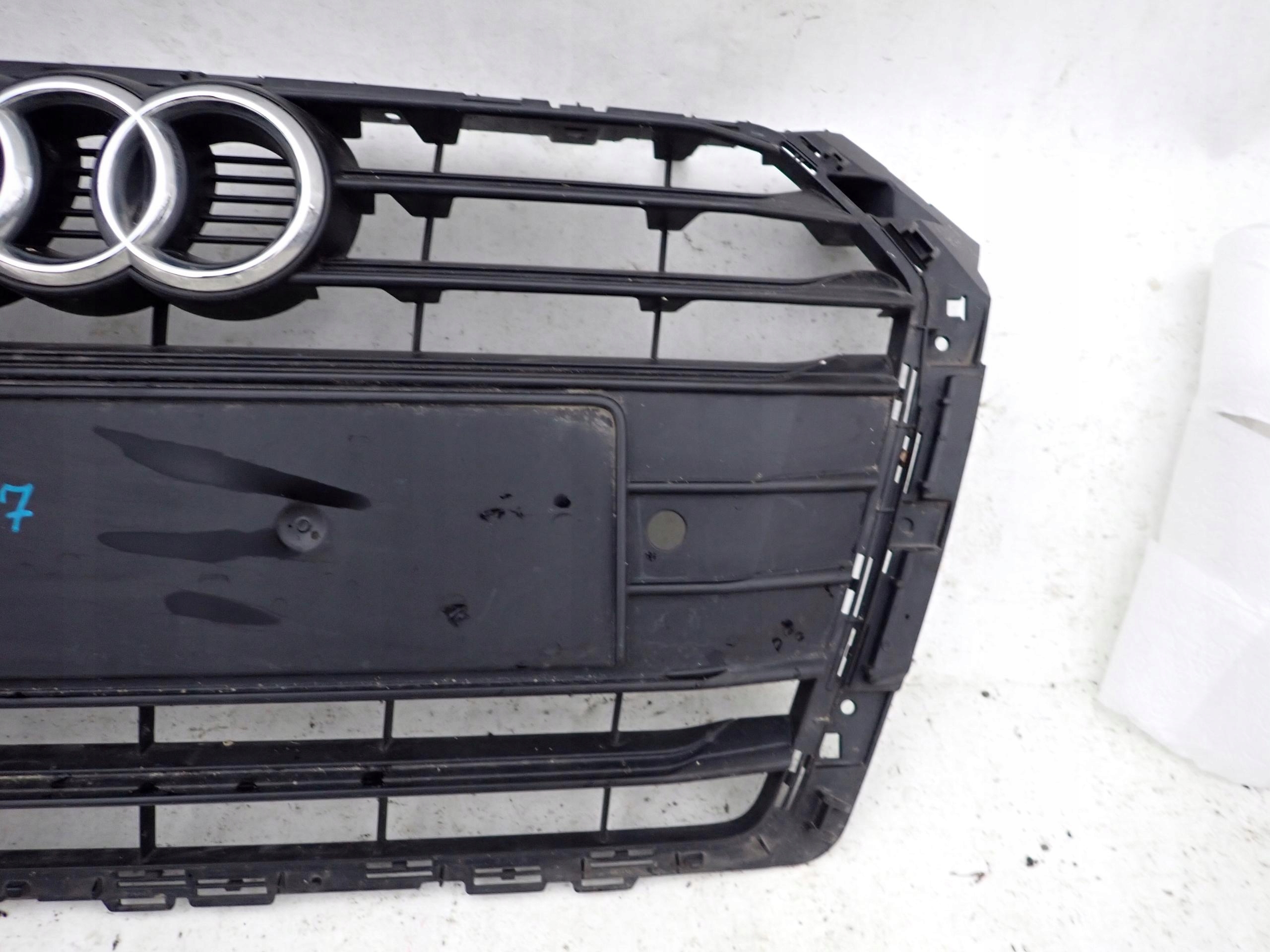 AUDI A4 B9 15- grill grille radiator PDC