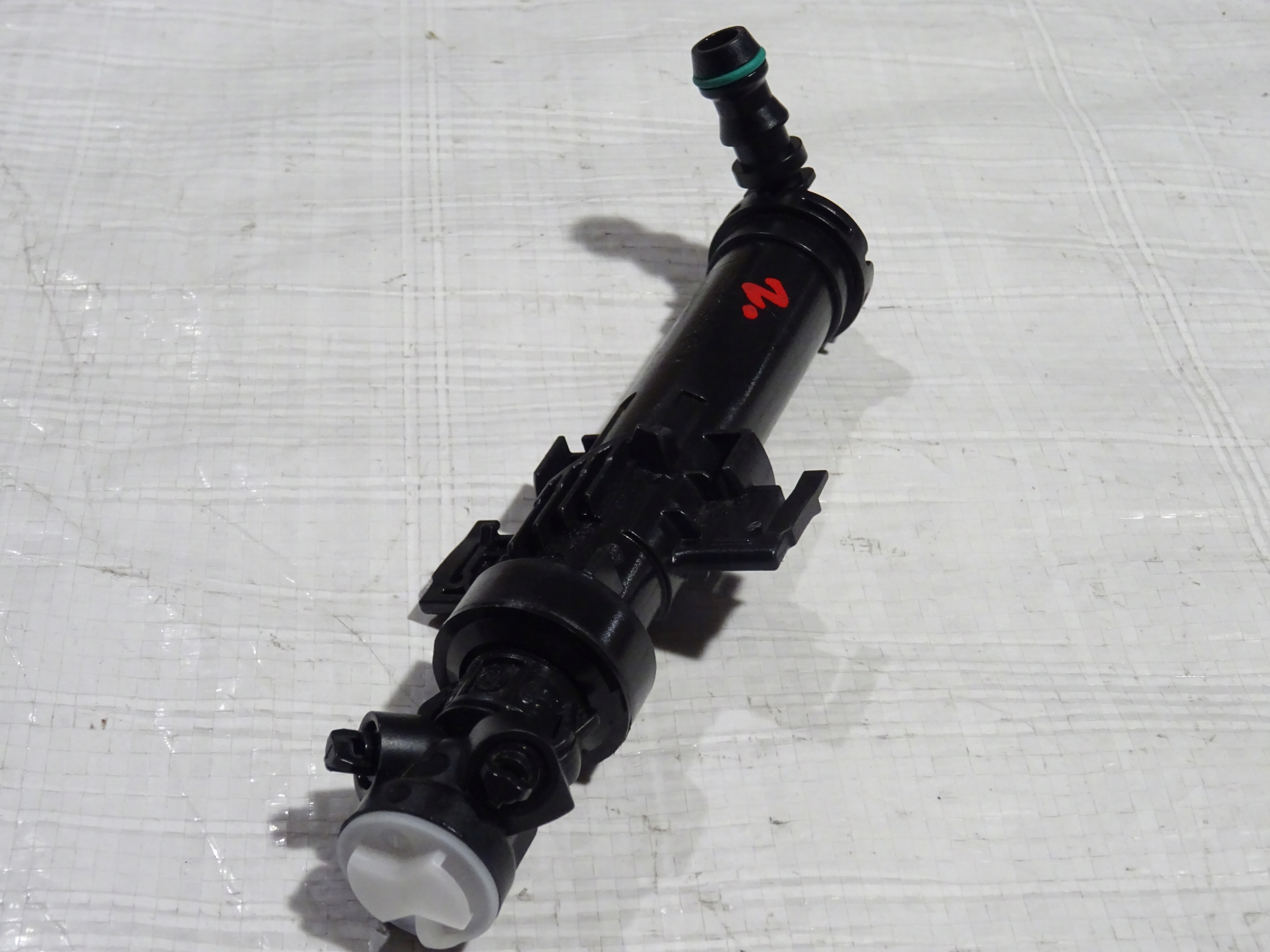 8R0955101A - Омыватель лампы передний левый AUDI Q5 8R0