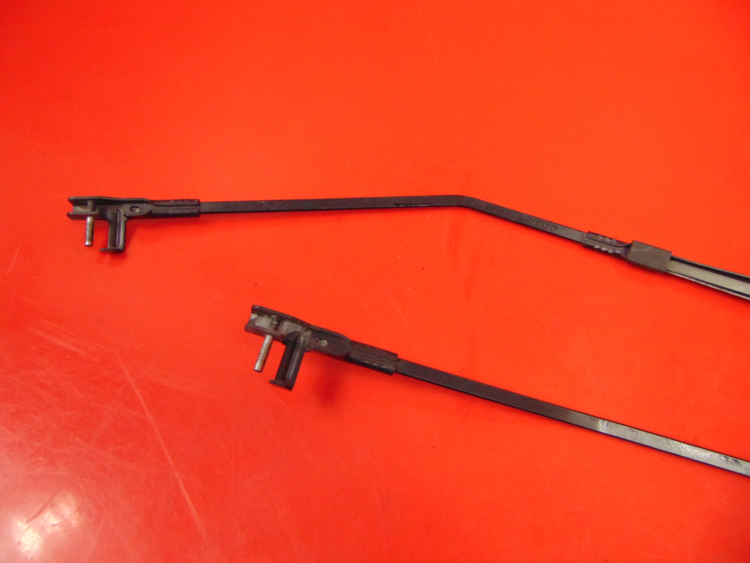 PEUGEOT 207 06- wiper arms front P+L KPL