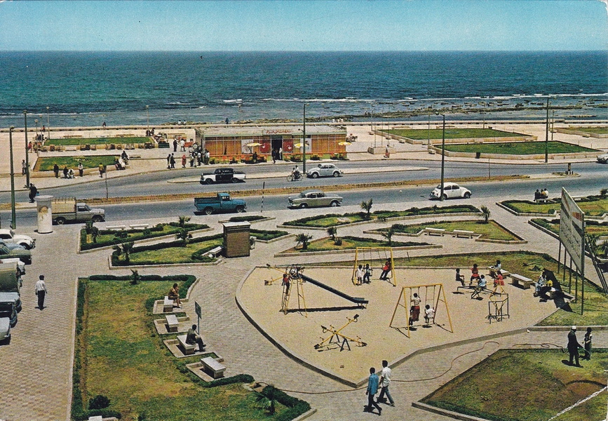 LIBIA - BENGHAZI - VW GARBUS - PLAC ZABAW