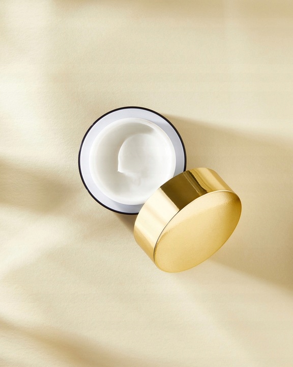 NIVEA regenerujący krem na noc Cellular Luminous 630 na PRZEBARWIENIA Rodzaj na noc