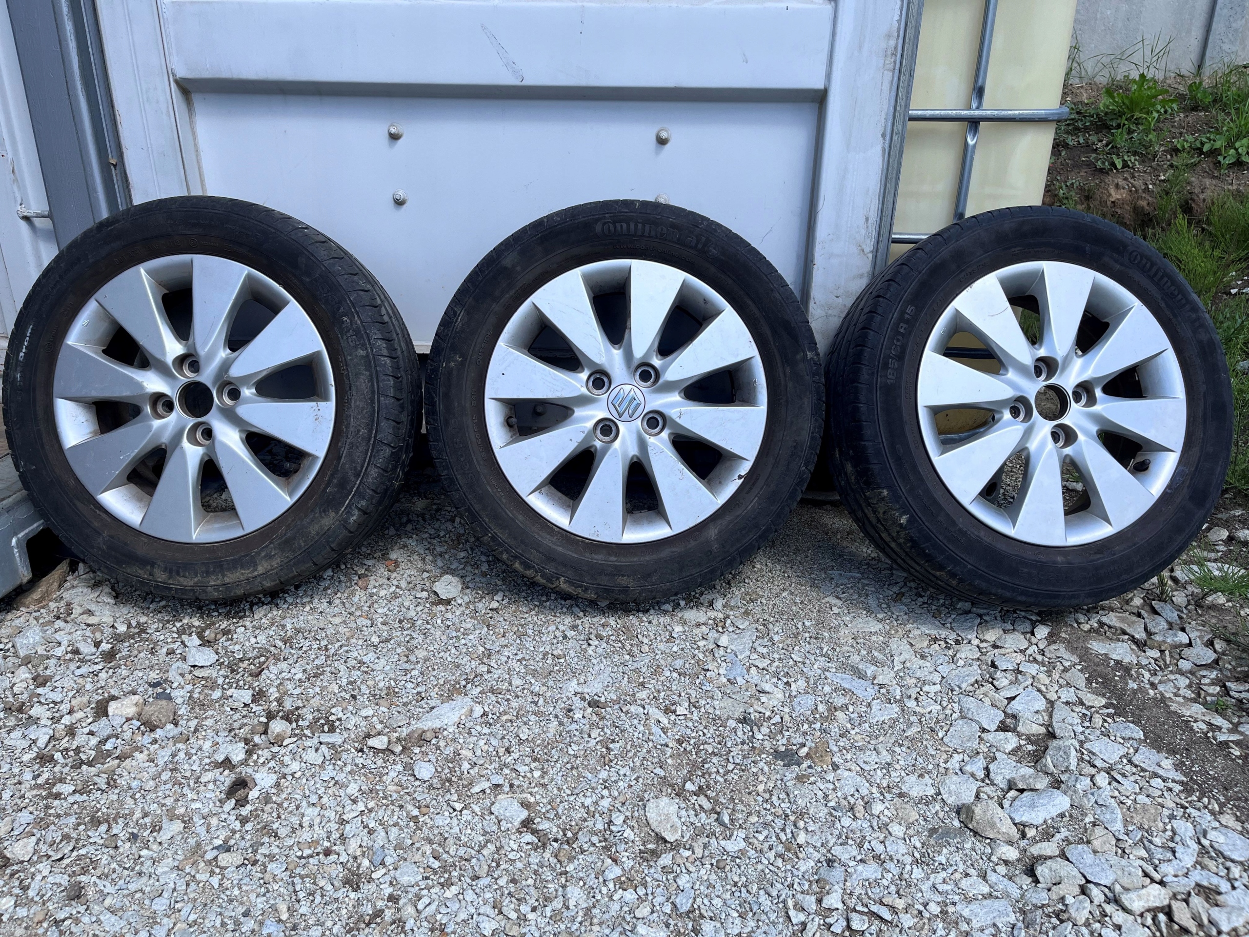 Hliníkový disk Suzuki Splash 5.5" x 15" 4x100 Et 50 Oe 4321051K4027N