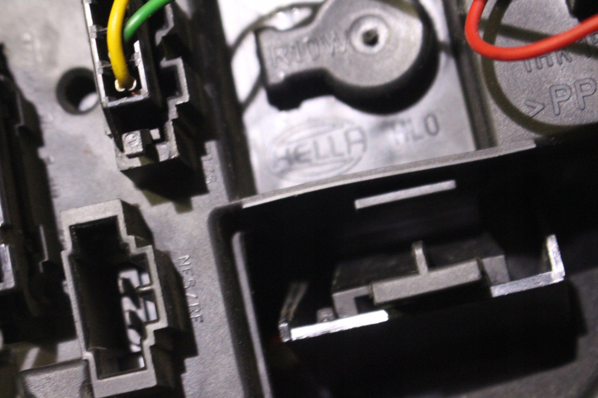 LAMPA PRAWA TYŁ TUNING VOLKSWAGEN GOLF IV Numer katalogowy części 1J6945257