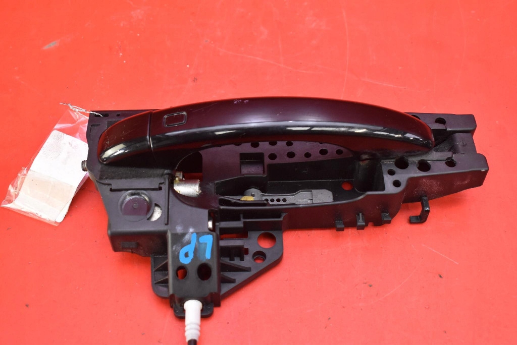 handle left front front black 8U0837886 AUDI Q3 8U 11-14