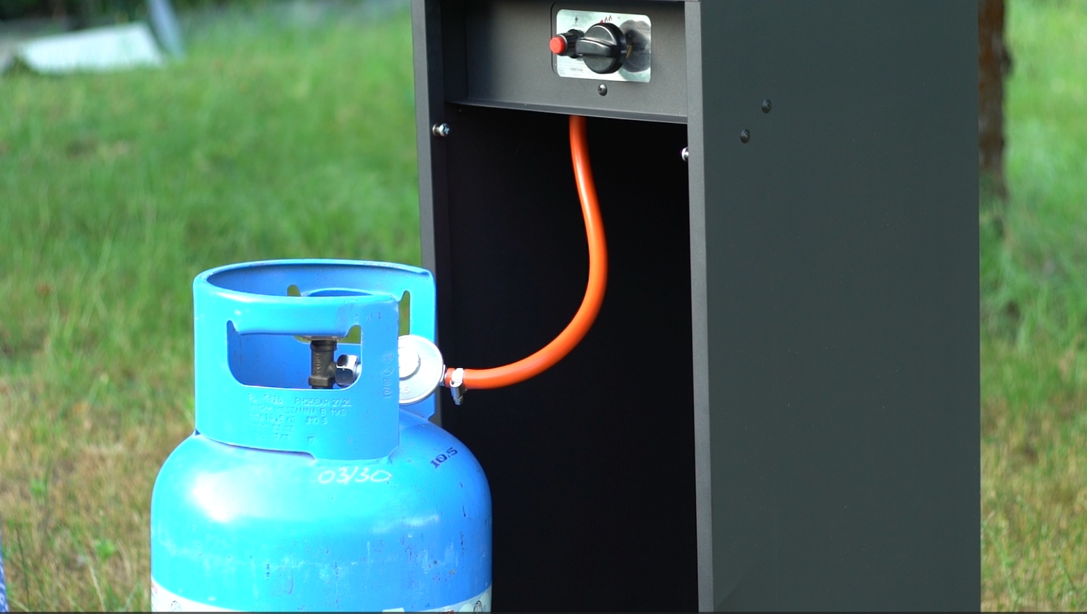 OGRZEWACZ OGRODOWY GAZOWY PARASOL GRZEWCZY CZARNY PRAWDZIWY OGIEŃ Wysokość produktu 149 cm