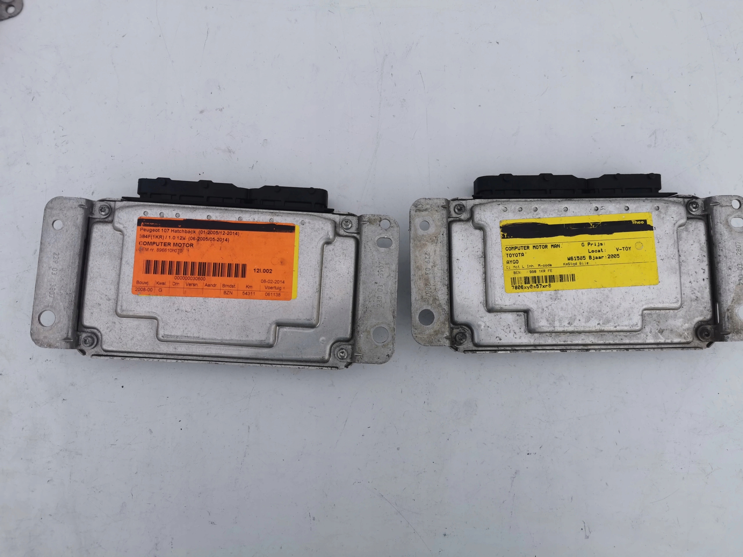 PEUGEOT 107 1.0B 89661-0H013 0261208704 computer E