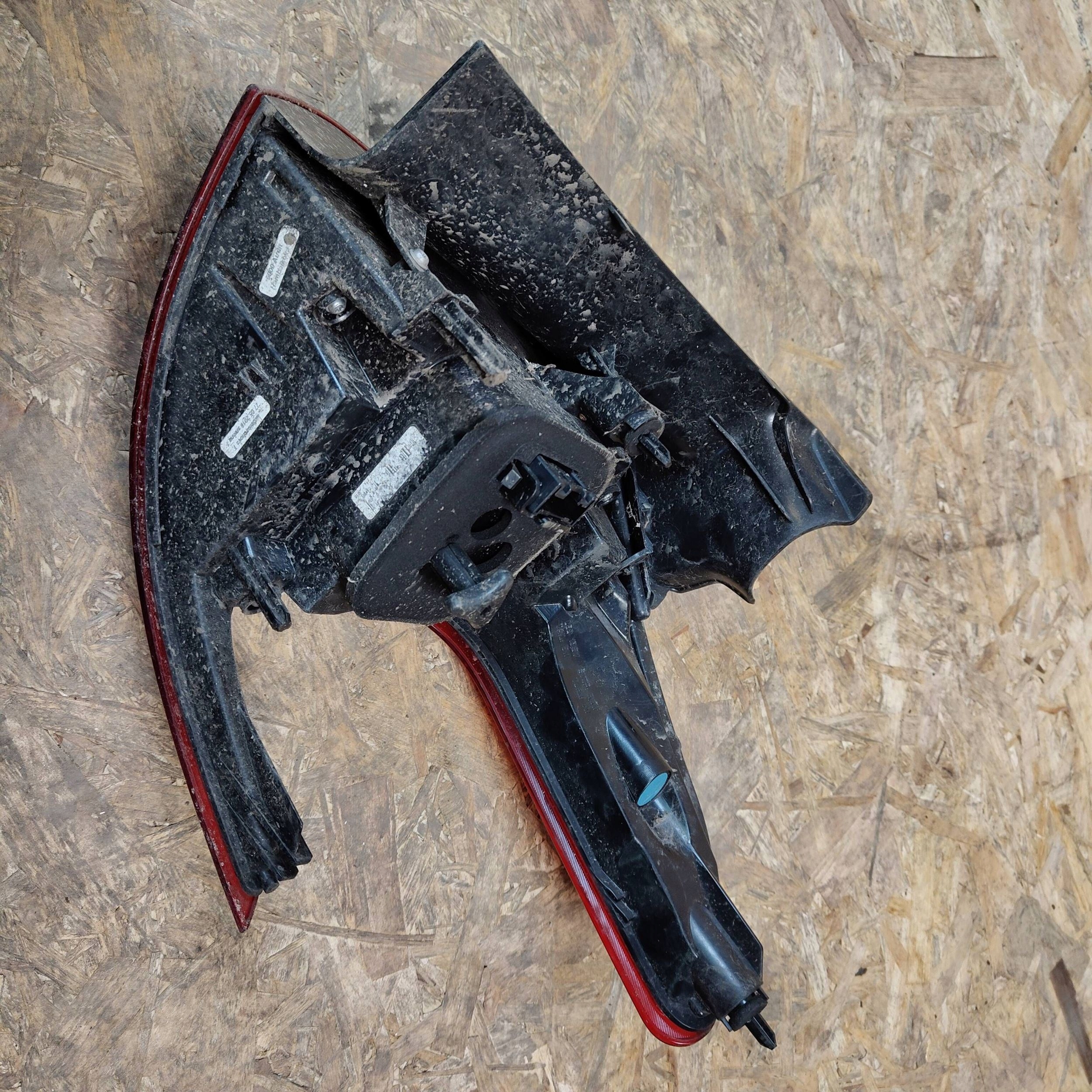 light rear rear part side left Peugeot 2008 and