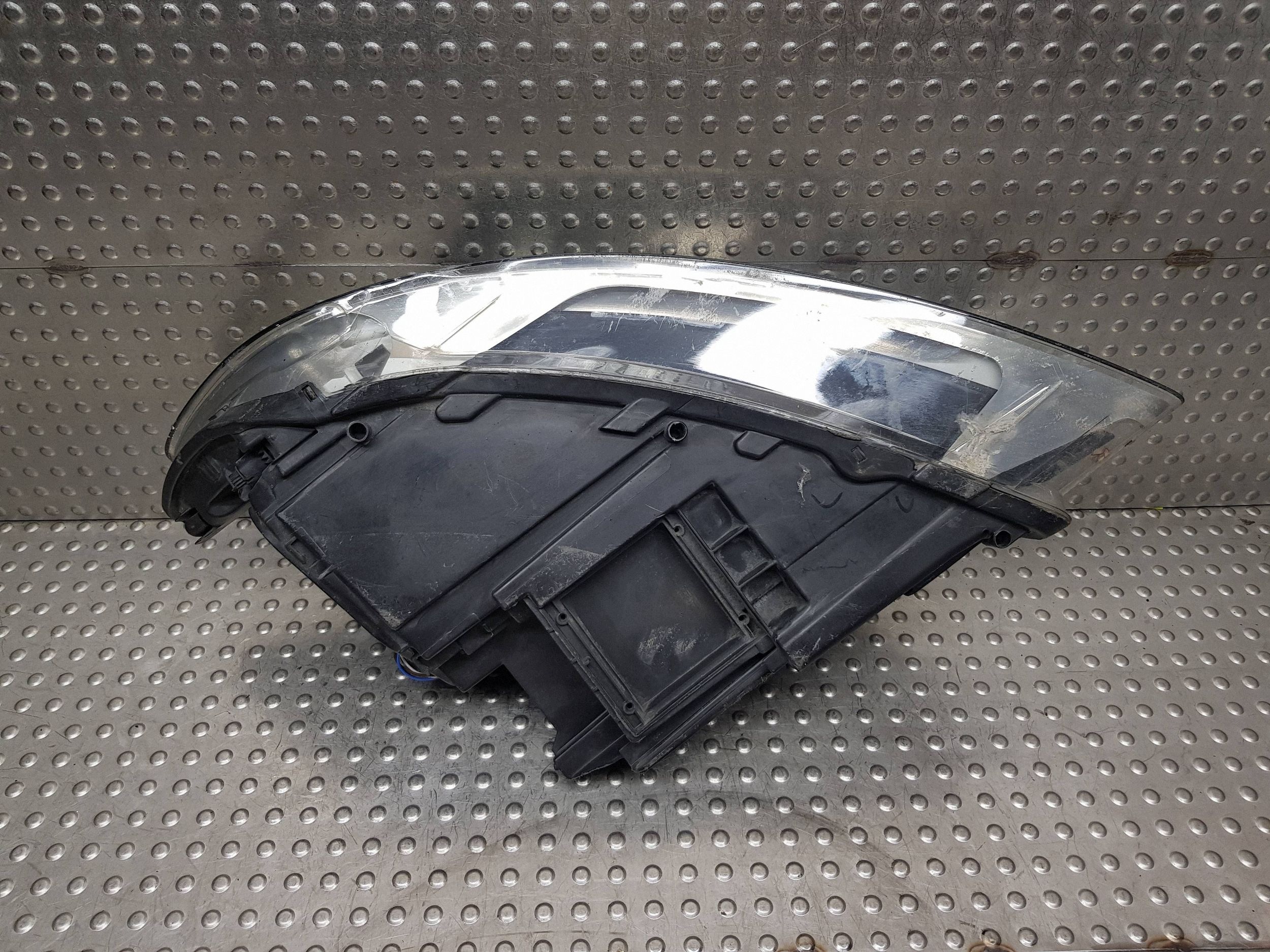 light REFLEKTOR right front XENON 4L0941004A AUDI Q7 4L 05