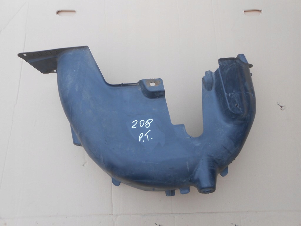 PEUGEOT 208 NADKOLE PRAWE TYŁ