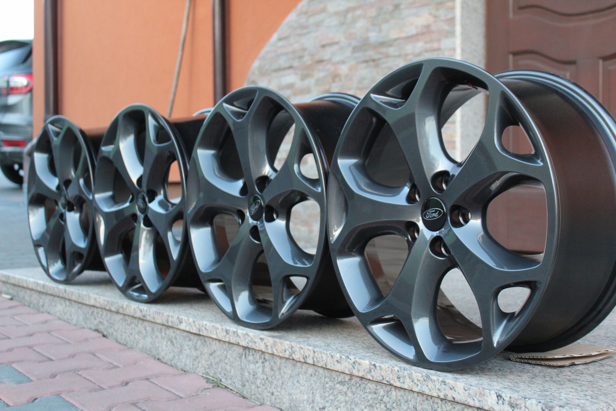 FORD Mondeo Mk4 Mk5 Fusion Focus ST 5x108 18''j Et55