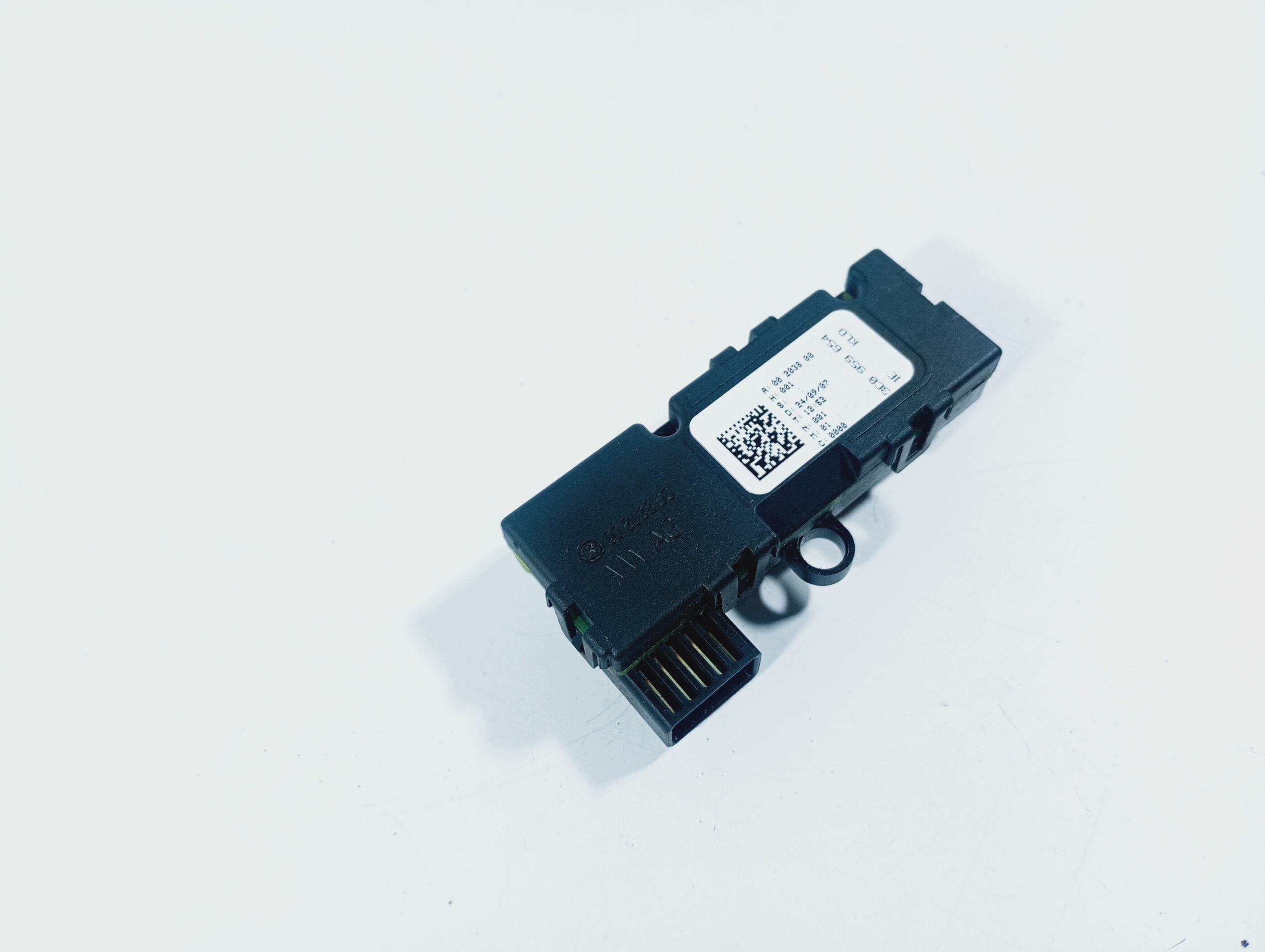 capteur angle de rotation OE 3C0959654 VW Passat B6 05-10