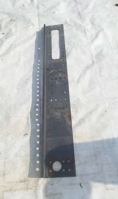 УСИЛЕНИЕ РАМЫ КРЕПЛЕНИЕ СЕДЛА DAF XF 106