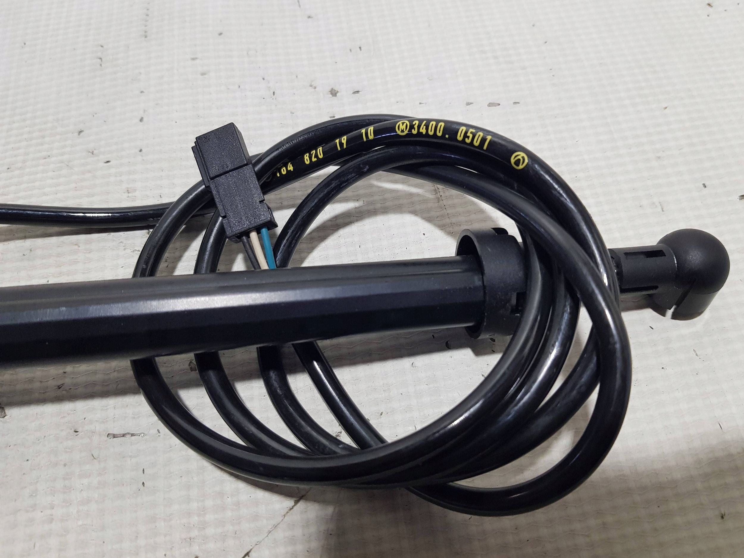 sensor POZYCJI bonnet MERCEDES ML W164 A1648201910