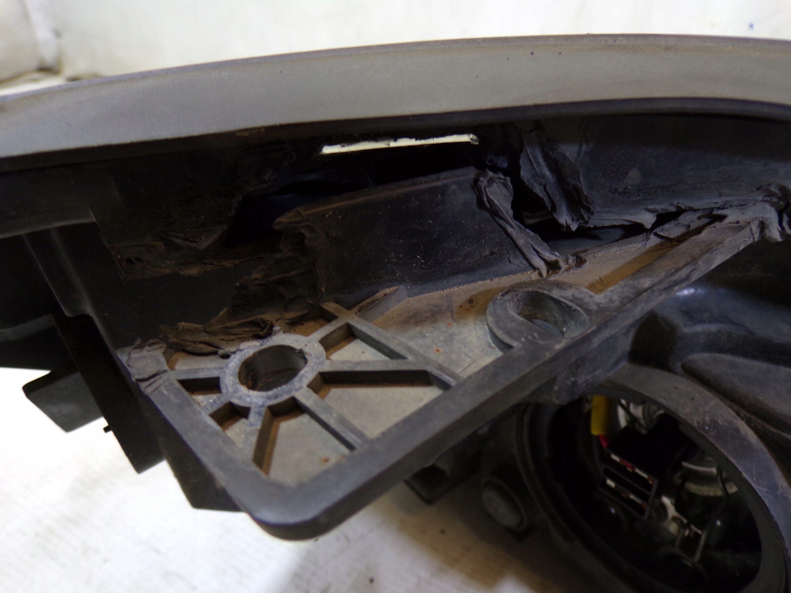light front front left KIA CEED CEE'D (2)