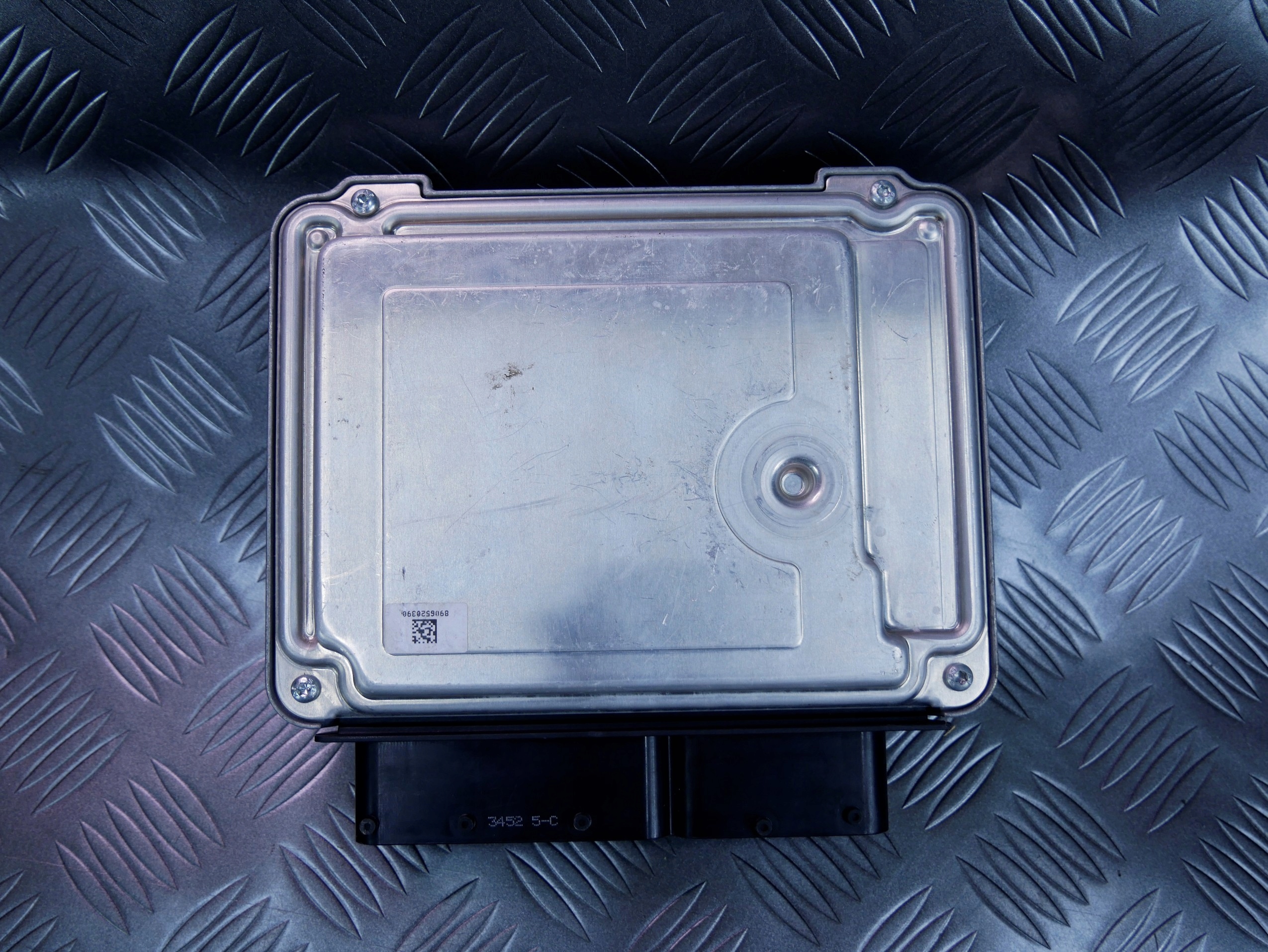 computer control unit of the engine ECU 03L906018JG AUDI A4 B8 LIFT 2.0 TDI