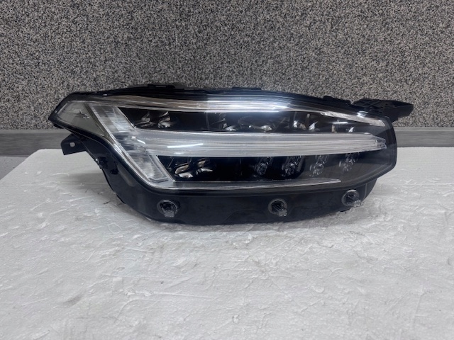 light right Volvo XC90 II Full Led MID LED 2017