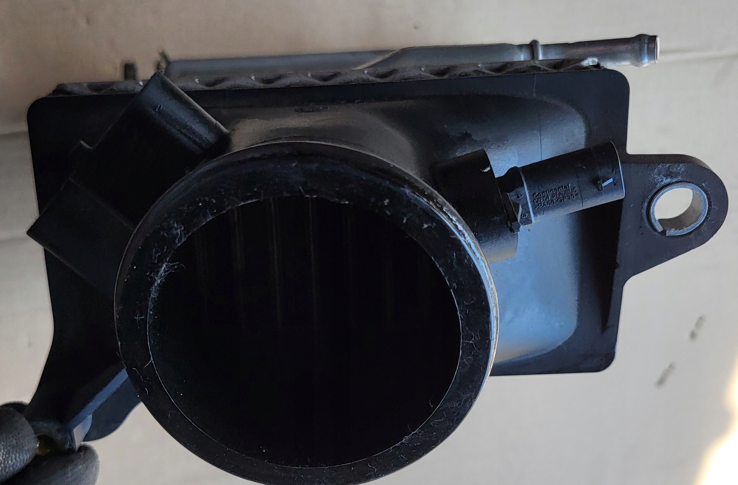 Kühler luft INTERCOOLER RURKI MERCEDES C E W205 W213 2.0 CGI OE