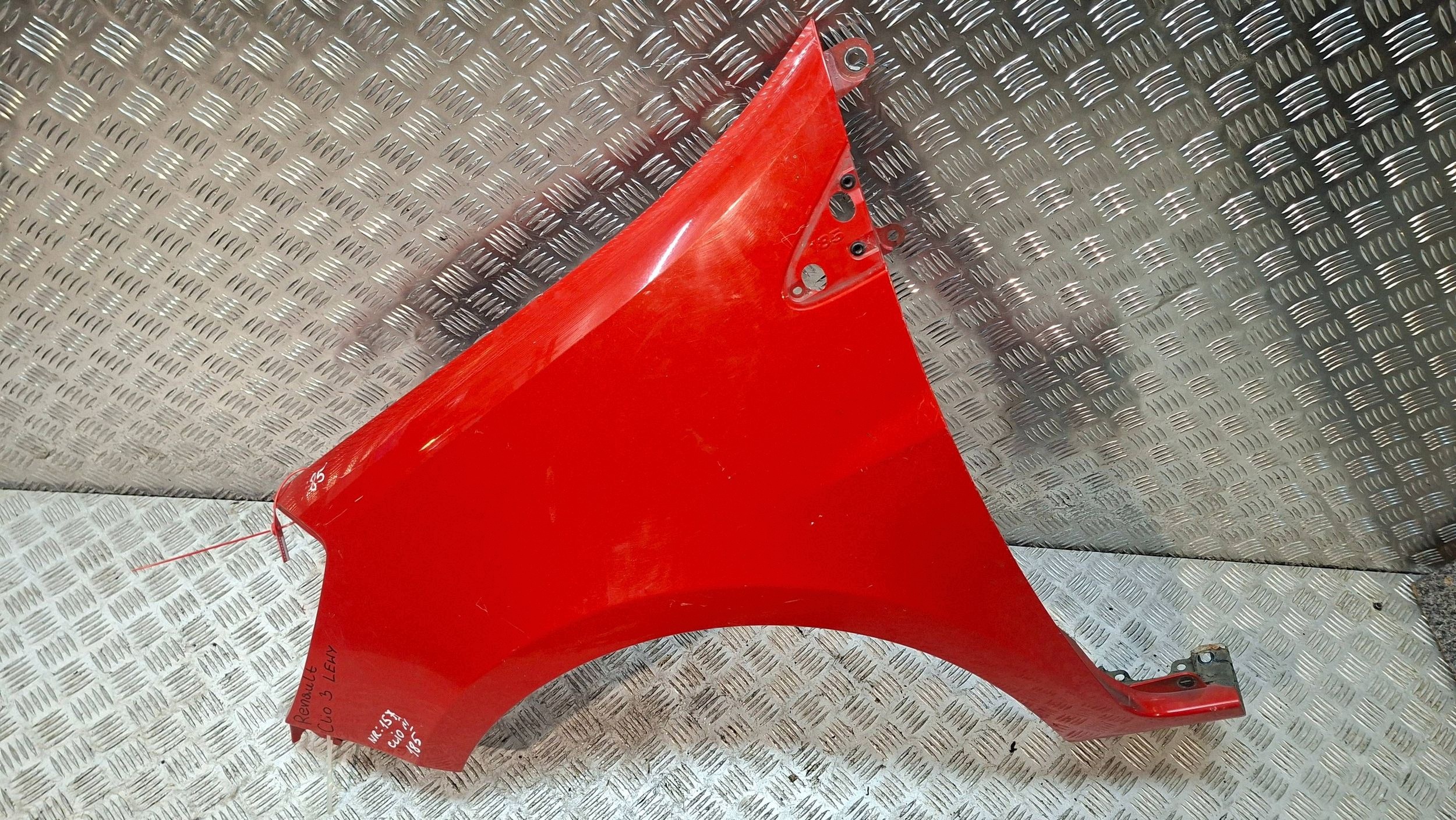 fender front left 185 8200256117 RENAULT CLIO III 2005-2012