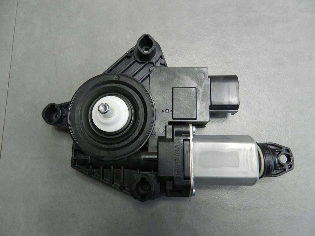 BMW X3 M F97 mini motor windows right rear part 7457252