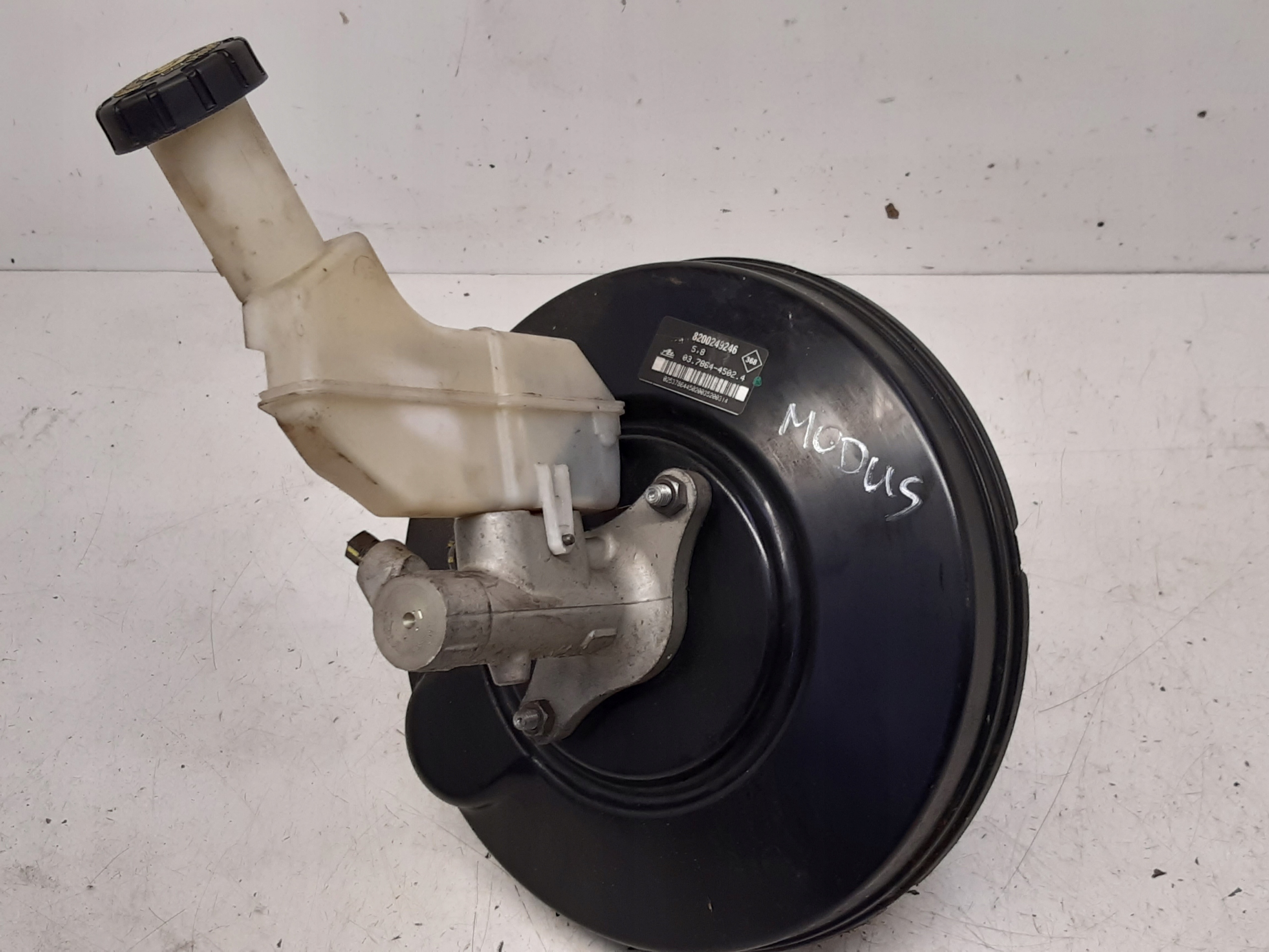 Servo 8200249246 Renault Modus