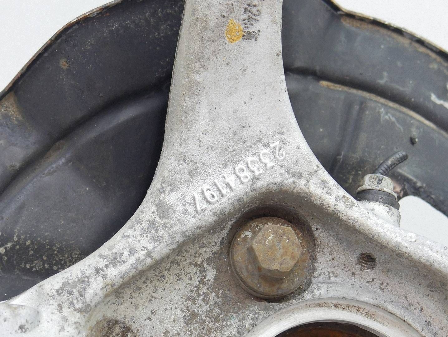 McPherson swing shock absorber left front OPEL INSIGNIA B 1.5 T 23384197