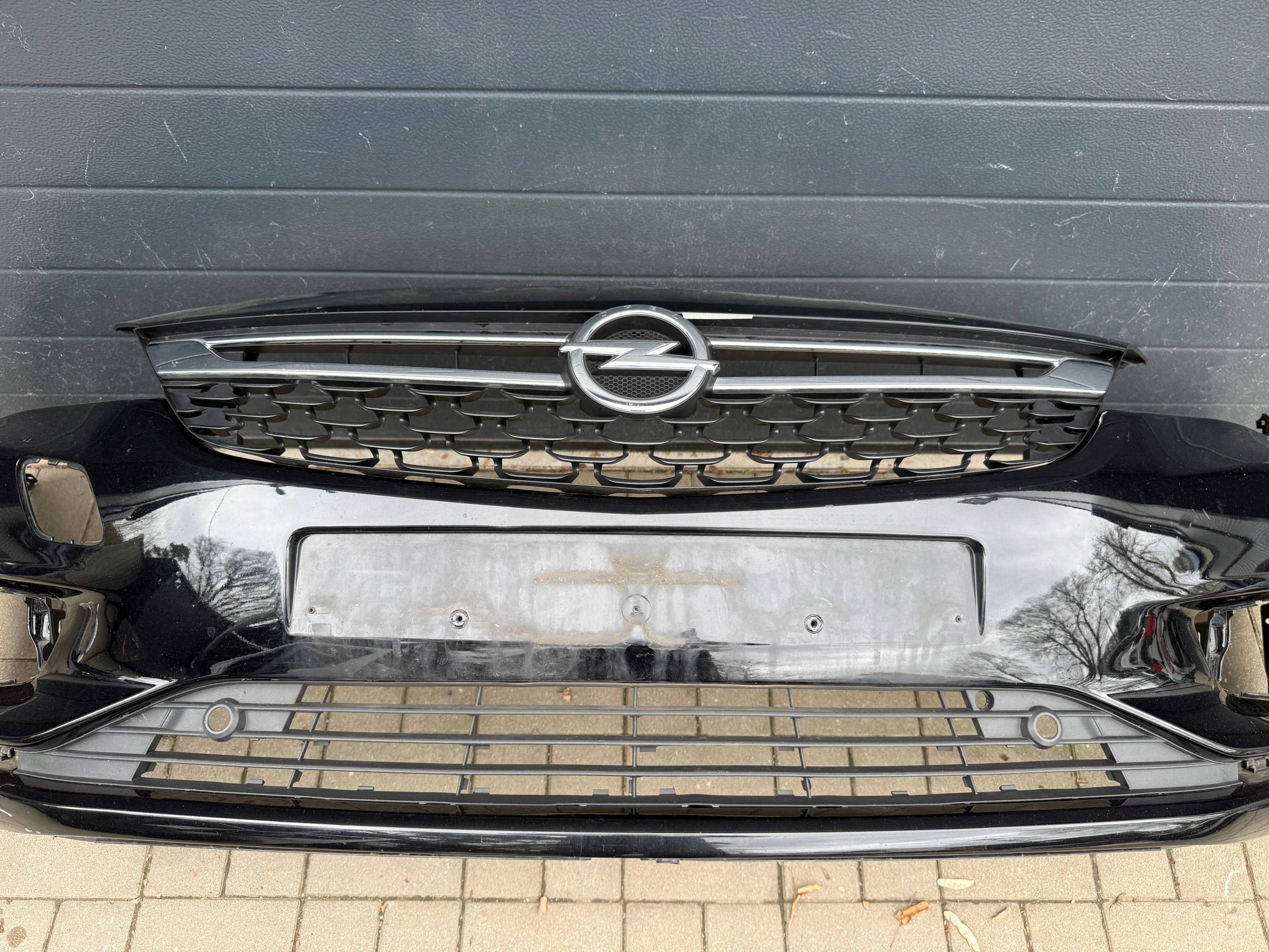 Opel Astra 5 V K 15- nárazník predok predný