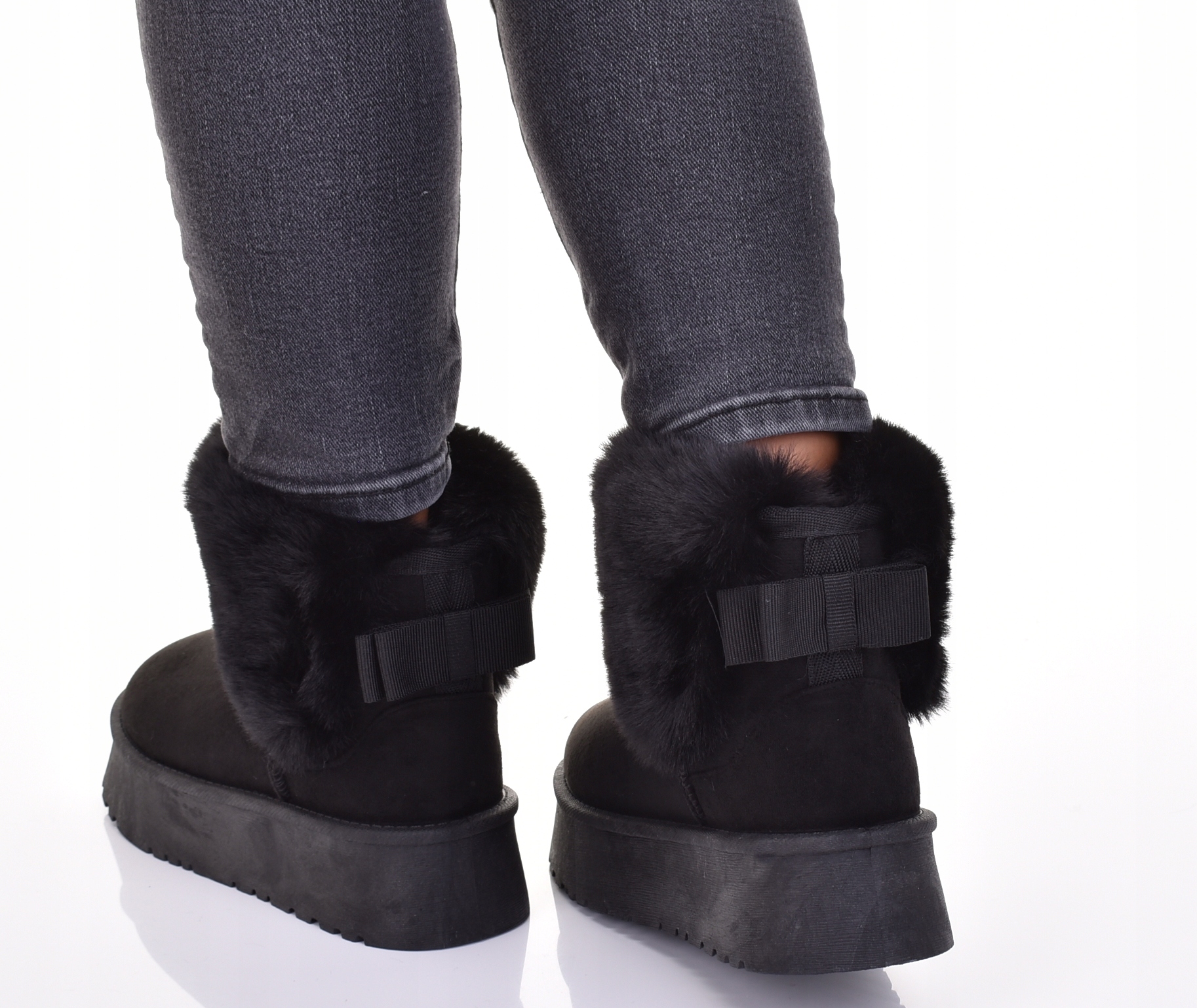 KLASYCZNE DAMSKIE WSUWANE ŚNIEGOWCE Z FUTERKIEM CZARNE BUTY ZIMOWE Długość wkładki 23 cm