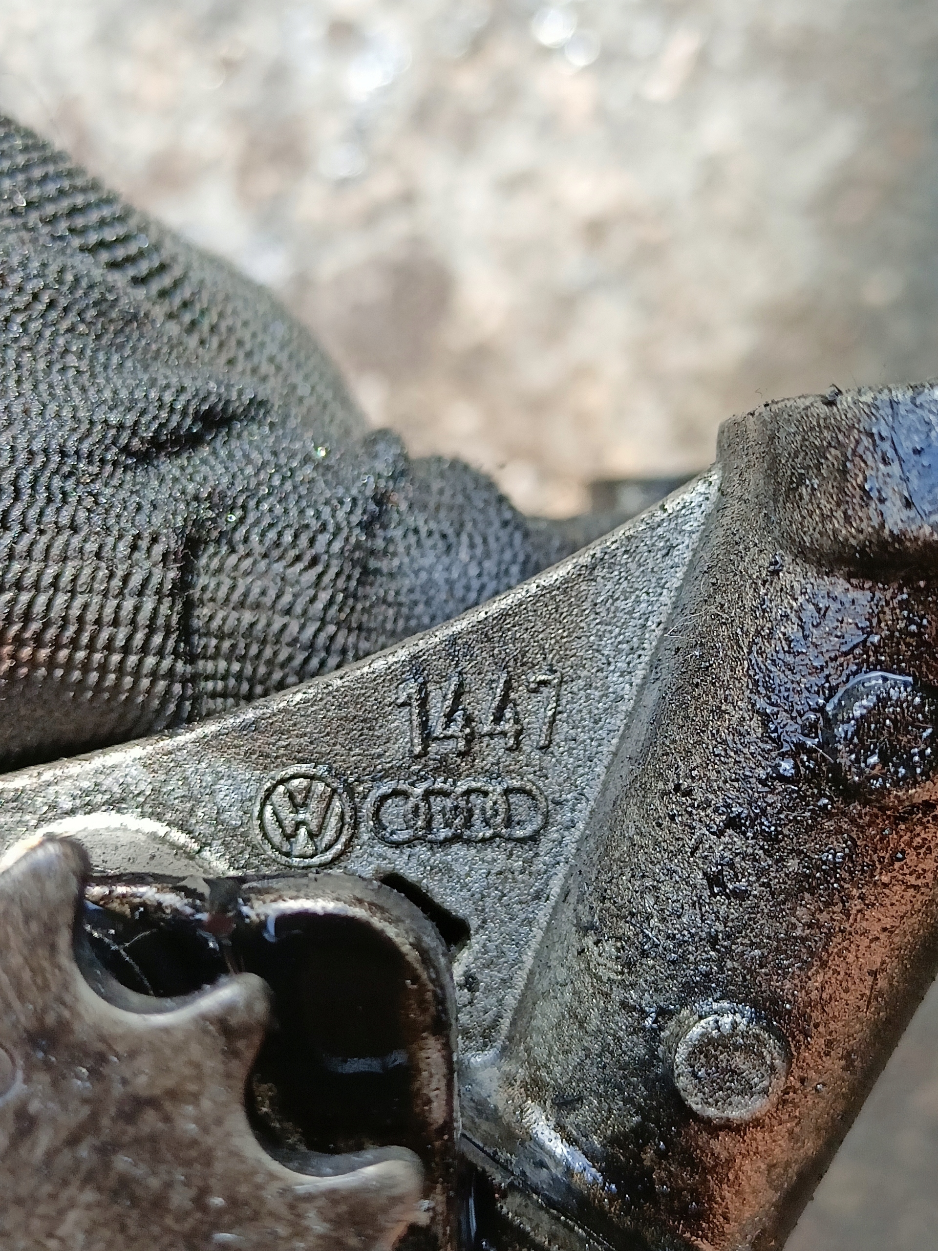 Ölpumpe AUDI VW SEAT SKODA 06A115121