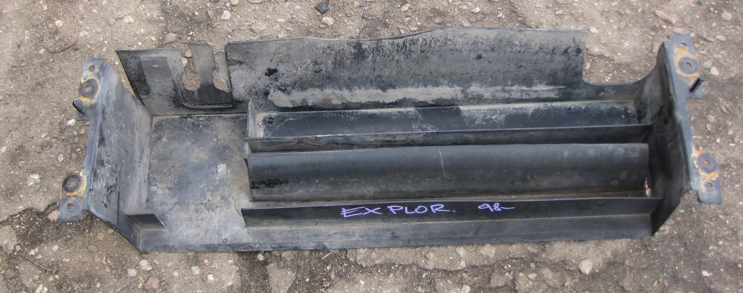 FORD EXPLORER II FL 98R DEFLEKTOR air F87A-8B384-AC