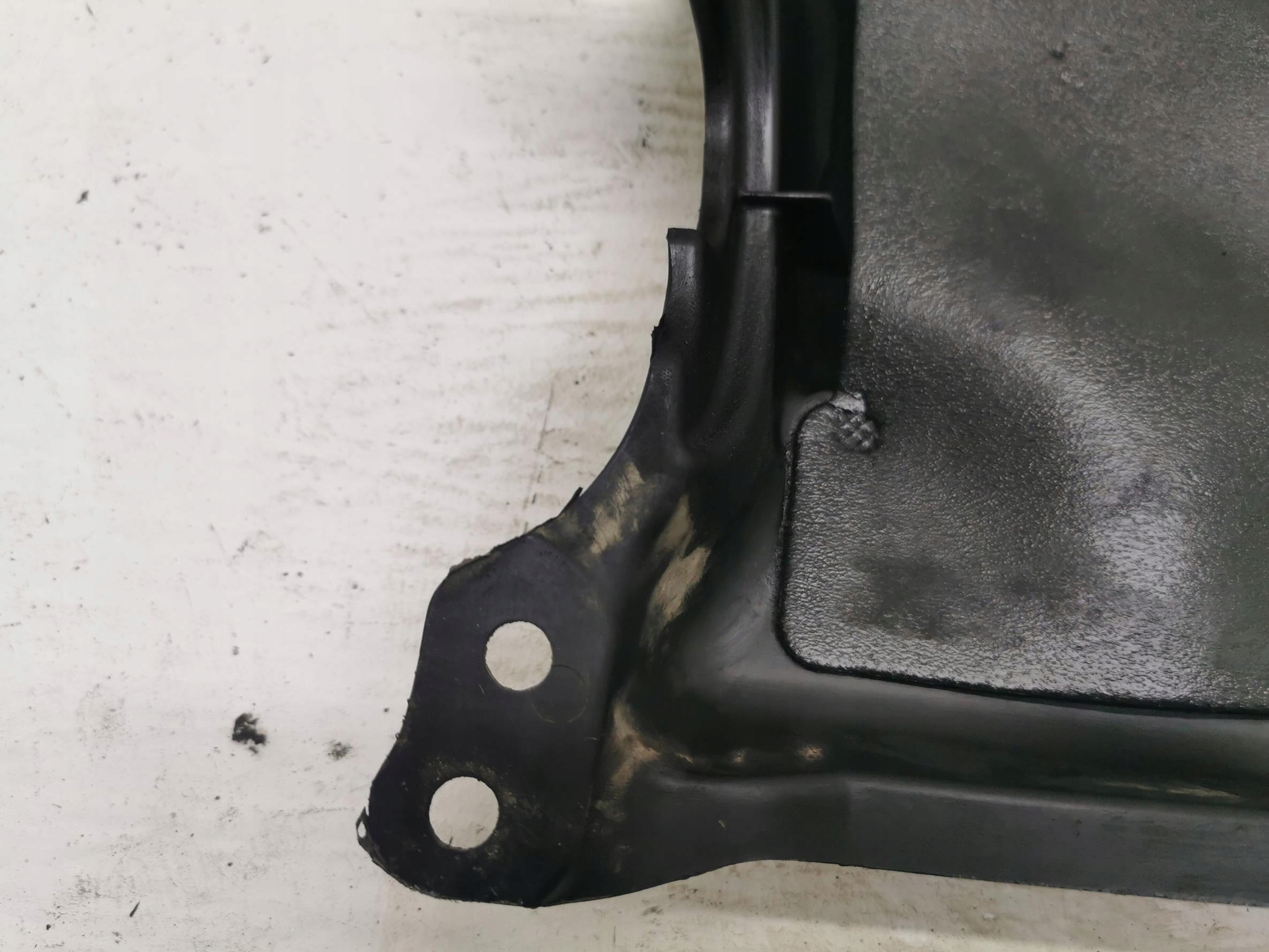 cover cover below engine MERCEDES E-KLASA W212 2.2
